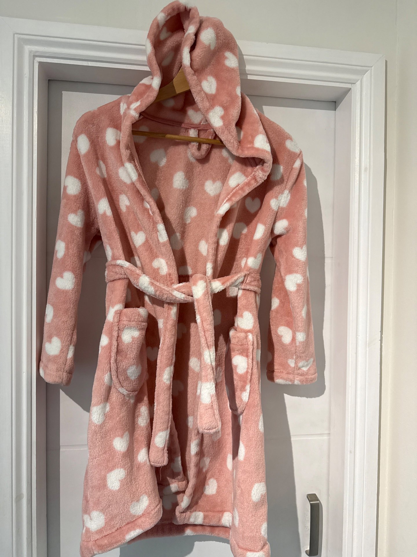 George Pink Heart Print Hooded Dressing Gown 9-10 Years, George, 9-10 years, Excellent condition — preloved on SilentSale®