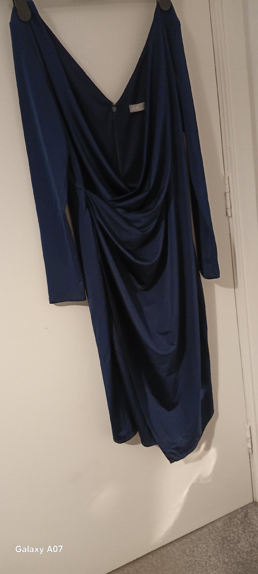 ASOS Navy Blue Draped Midi Dress – UK 14, ASOS, 14, Excellent condition — preloved on SilentSale®