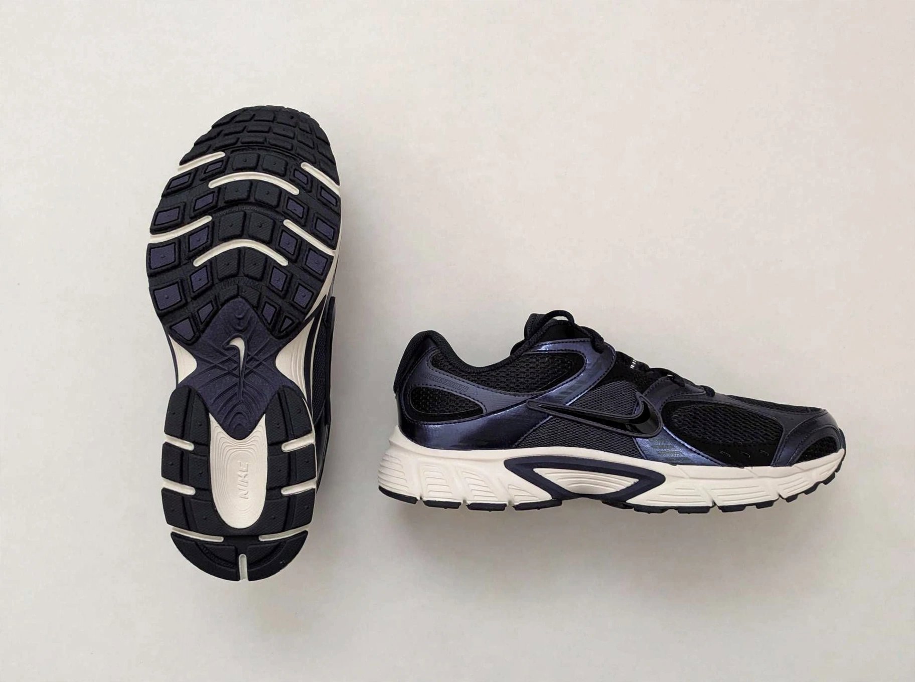 NikeV5 trainer's , Nike, 12, New condition — preloved on SilentSale®