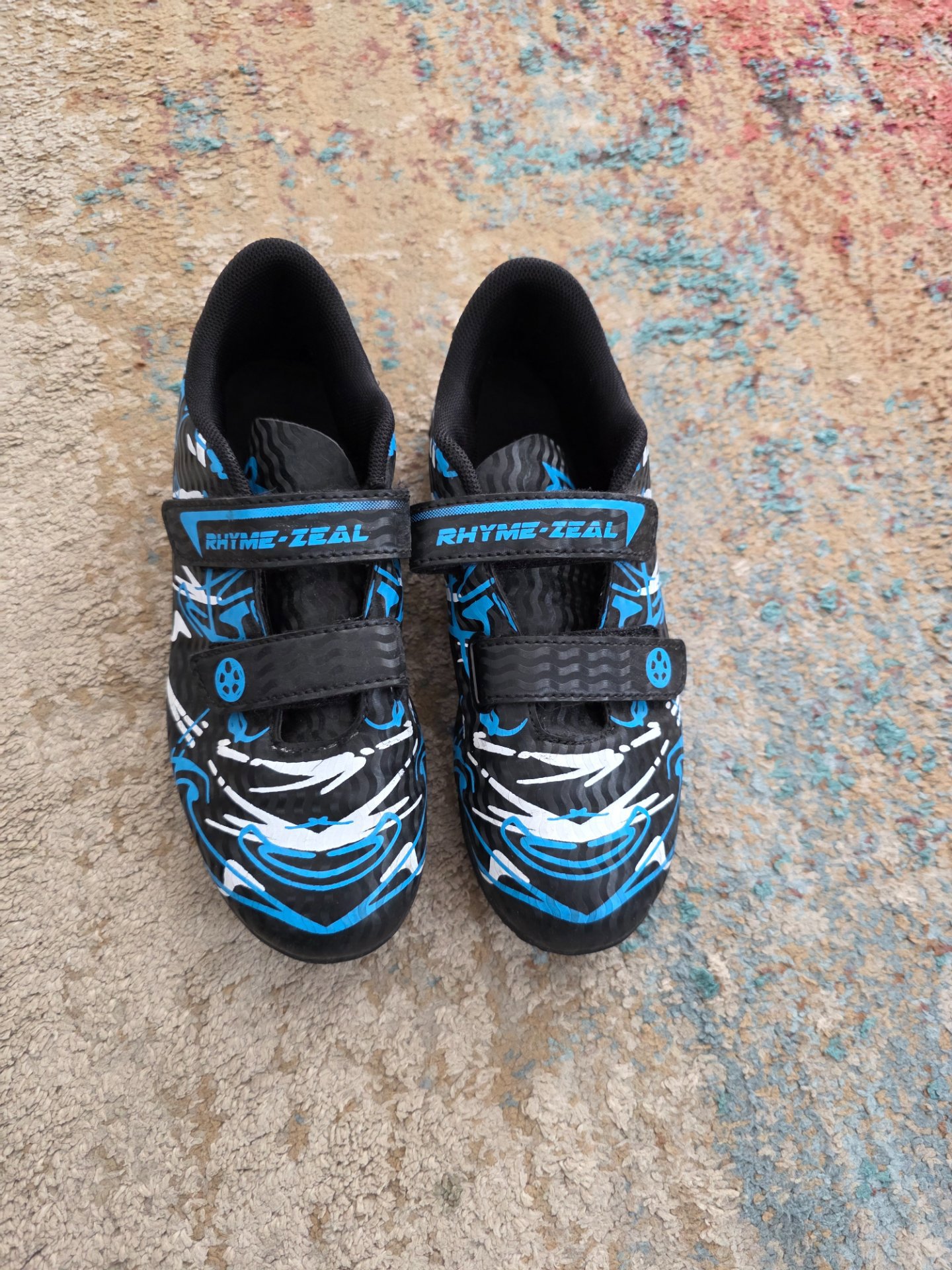 Rhyme-Zeal Black Blue White Kids Cycling Shoes – EUR 34, Rhyme-Zeal, EUR 34, Excellent condition — preloved on SilentSale®
