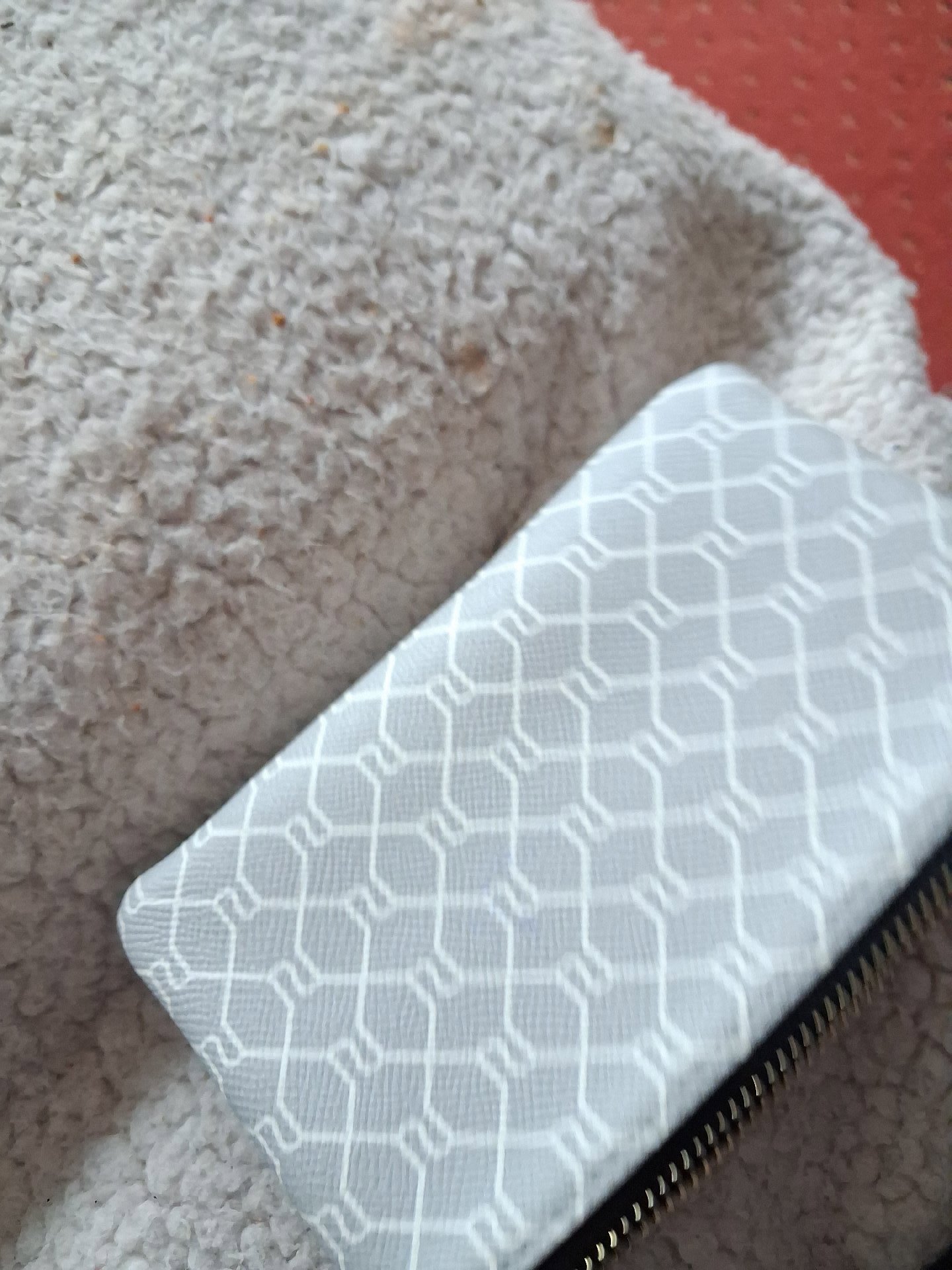 River Island Grey Patterned Coin Purse Wallet – One Size, River Island, Small, Like New condition — preloved on SilentSale®