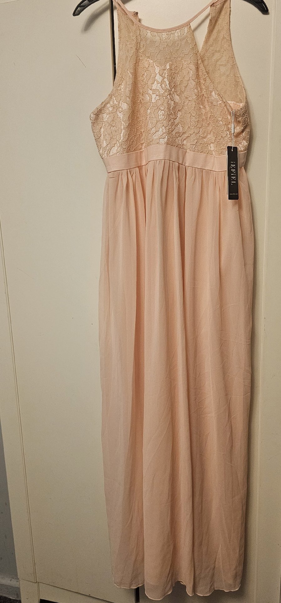 A gorgeous little dress. ❤️, iefiel, 12, Excellent condition — preloved on SilentSale®