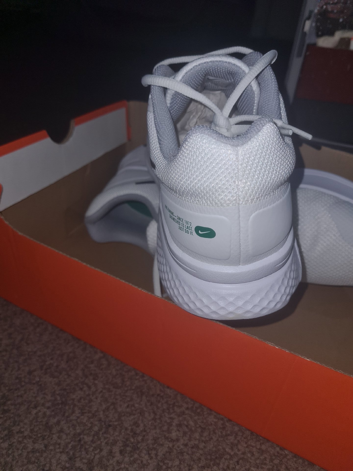 Nike Run Swift 2 White Black Trainers – UK 11.5, Nike, 11.5, Excellent condition — preloved on SilentSale®