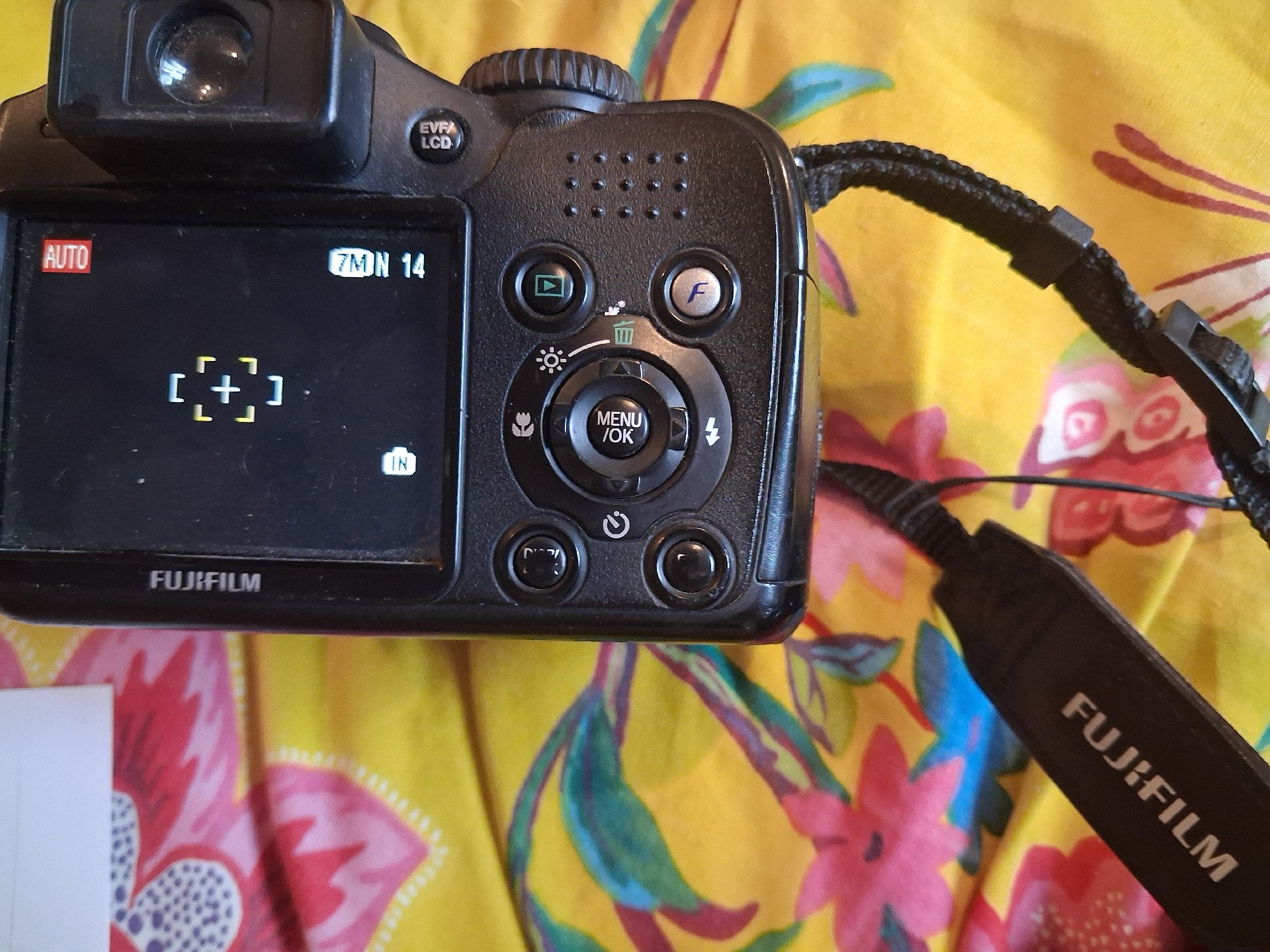 Fujifilm digital camera, Fujifilm, One Size, Good condition — preloved on SilentSale®