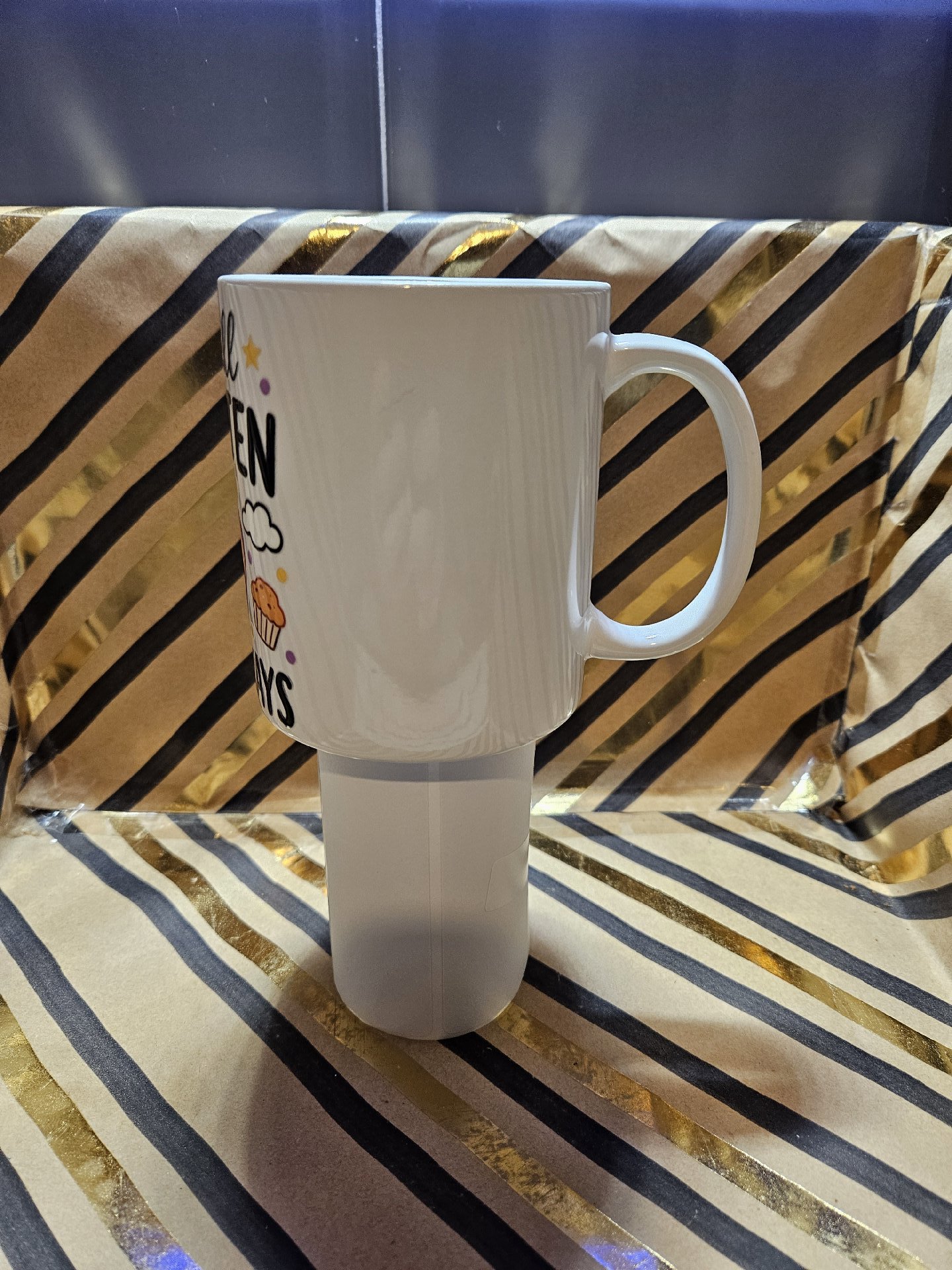 Ceramic Mug with 'Eat Well Play Often Love Always' Print, Unbranded, One Size, New condition — preloved on SilentSale®