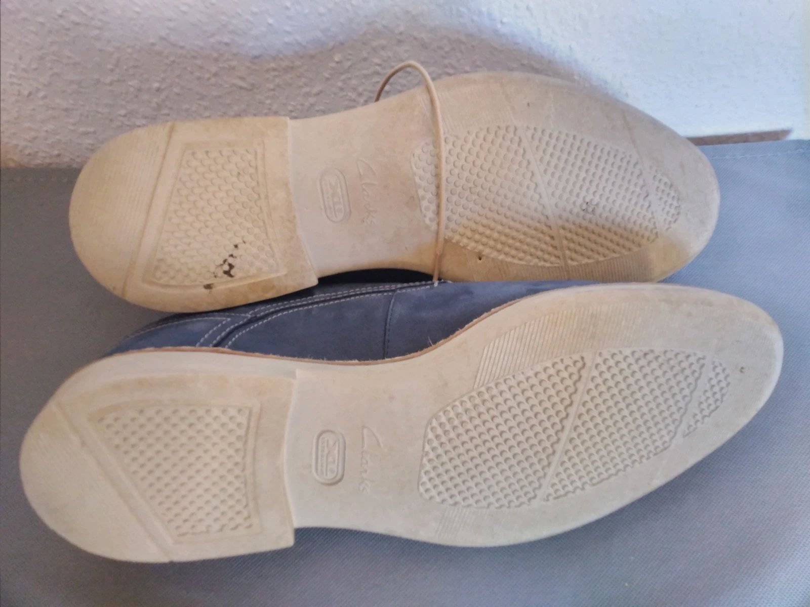 Clarks Blue Suede Derby Shoes Size 11 / Extralight Sole, Clarks, 11, Good condition — preloved on SilentSale®
