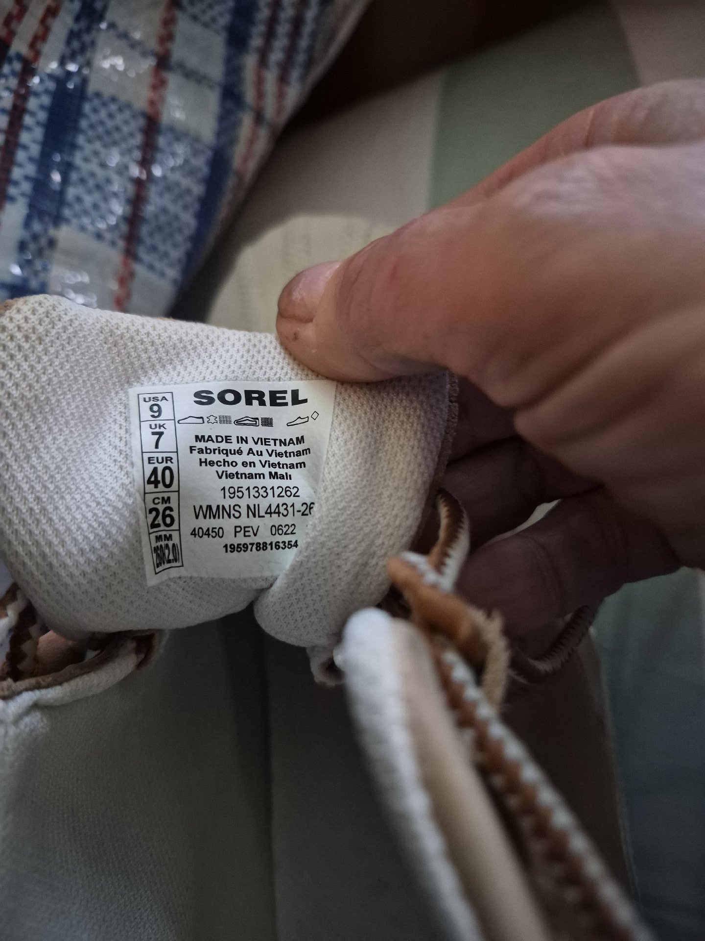 Sorel Women's Beige and White Duck Boots – UK 7, Sorel, 7, Excellent condition — preloved on SilentSale®