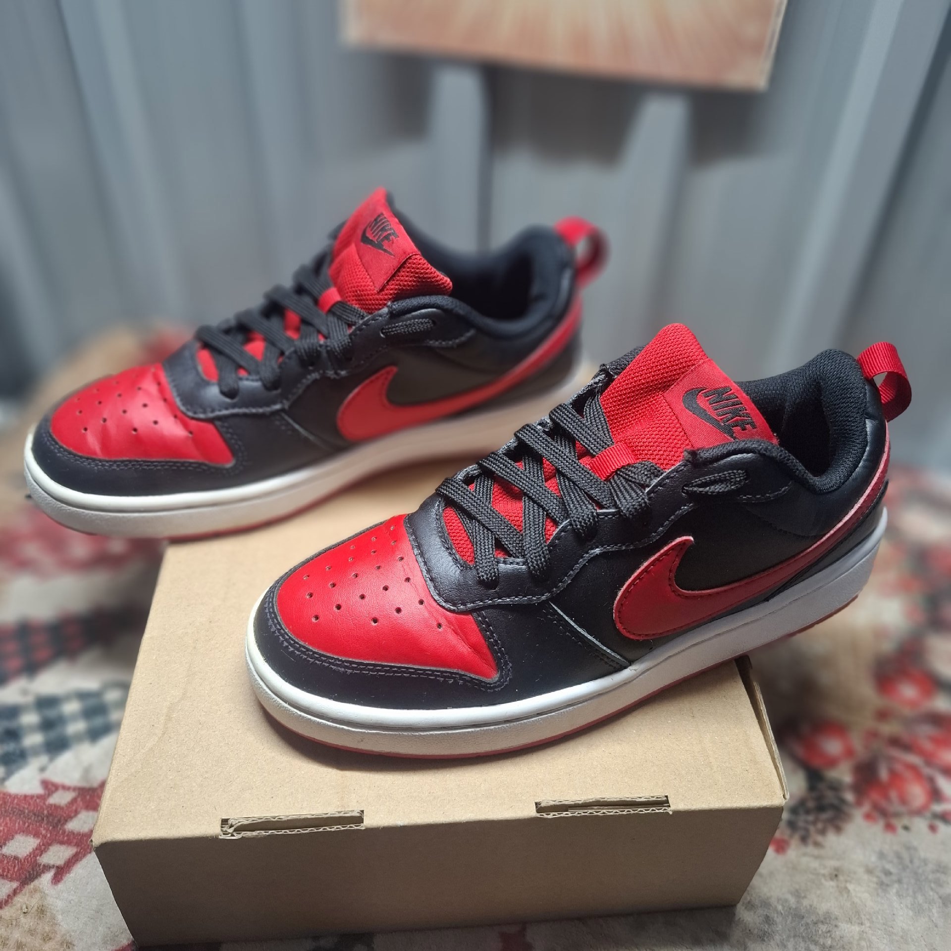 Nike Red and Black Air Force 1 Low Trainers – UK 5, Nike, 5, Excellent condition — preloved on SilentSale®
