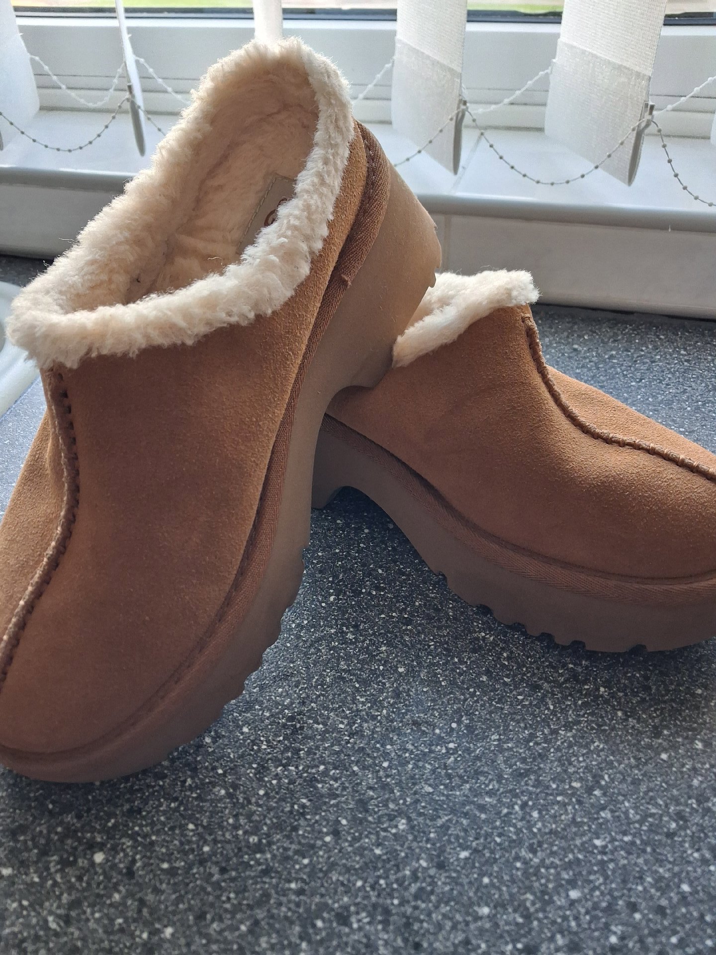 UGG Brown Suede Sheepskin Lined Slippers, UGG, 5, Like New condition — preloved on SilentSale®