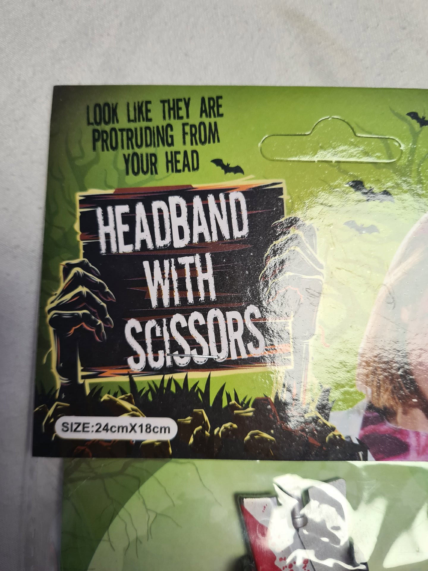 Headband With Scissors Halloween Accessory, Other, 24cm x 18cm, New condition — preloved on SilentSale®