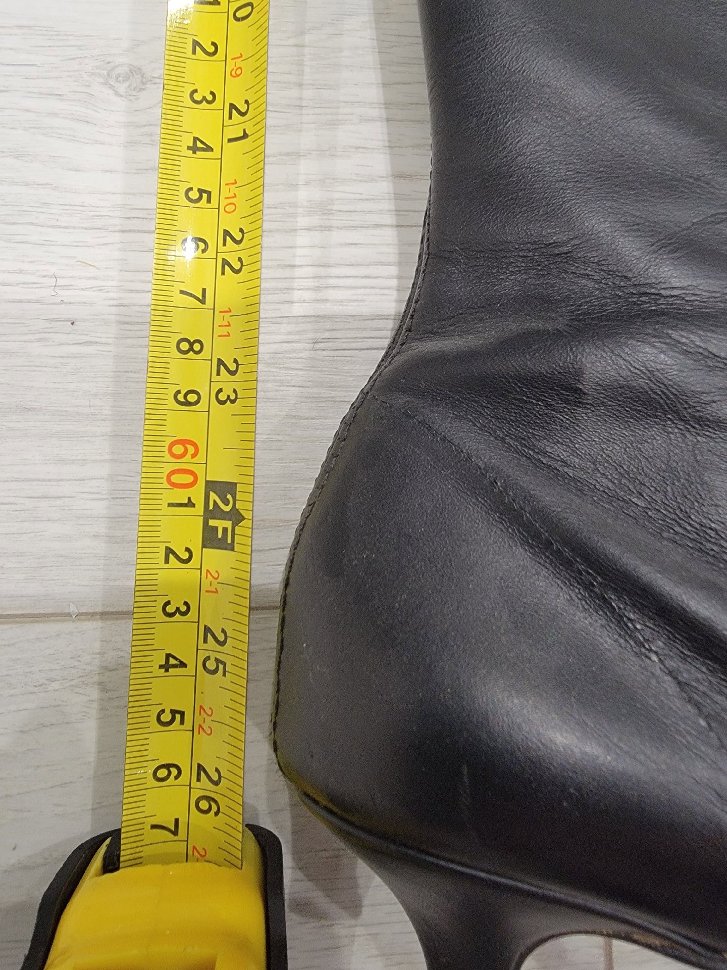 Black Leather Thigh High Boots, Leg San, 5, Good condition — preloved on SilentSale®