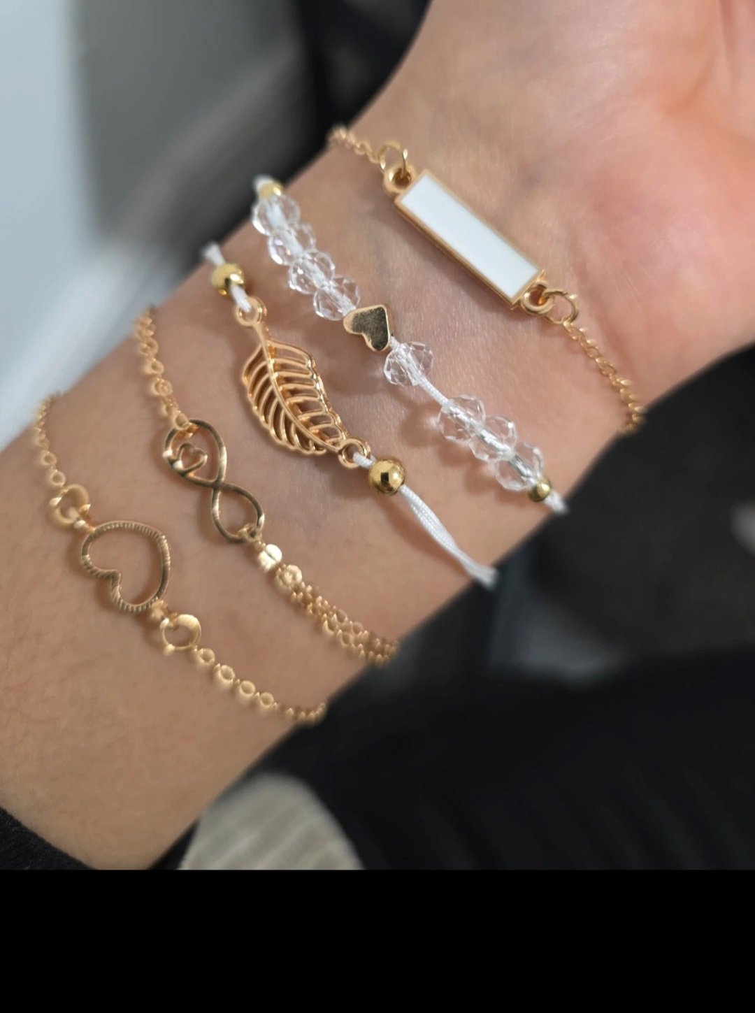 Set of 5 brecelate , Unbranded, One Size, New condition — preloved on SilentSale®