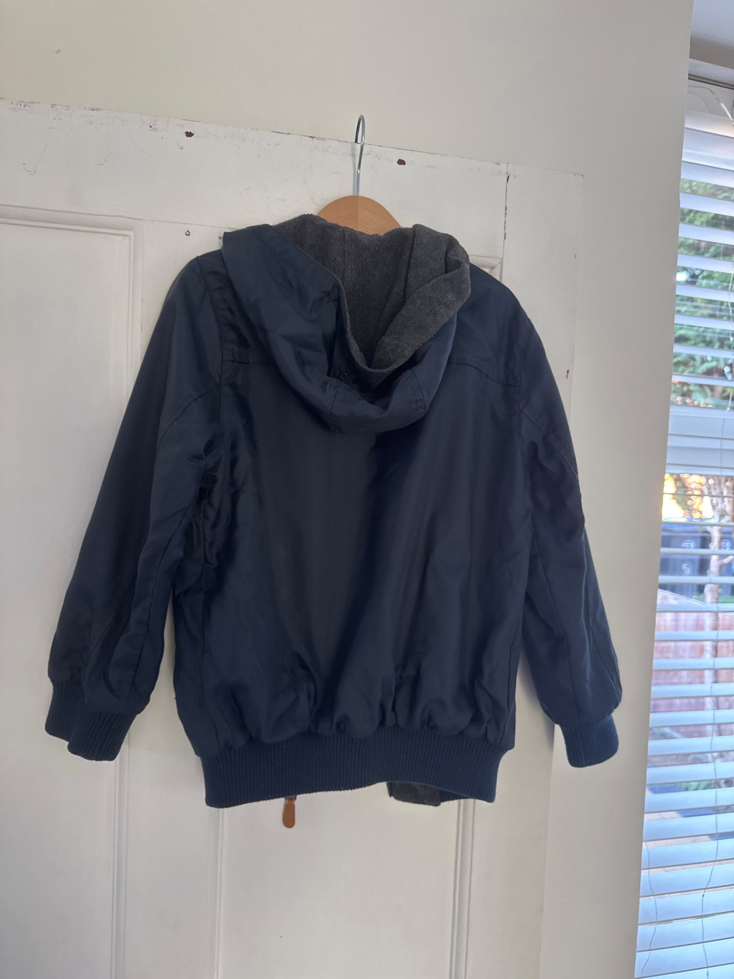 Kids Navy Hooded Jacket – Size 7-8Y, A Grade, 7-8 years, Excellent condition — preloved on SilentSale®