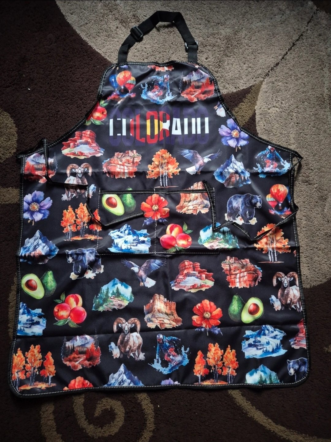 Colorado Printed Waterproof Apron with Pockets, Custom, One Size, New condition — preloved on SilentSale®