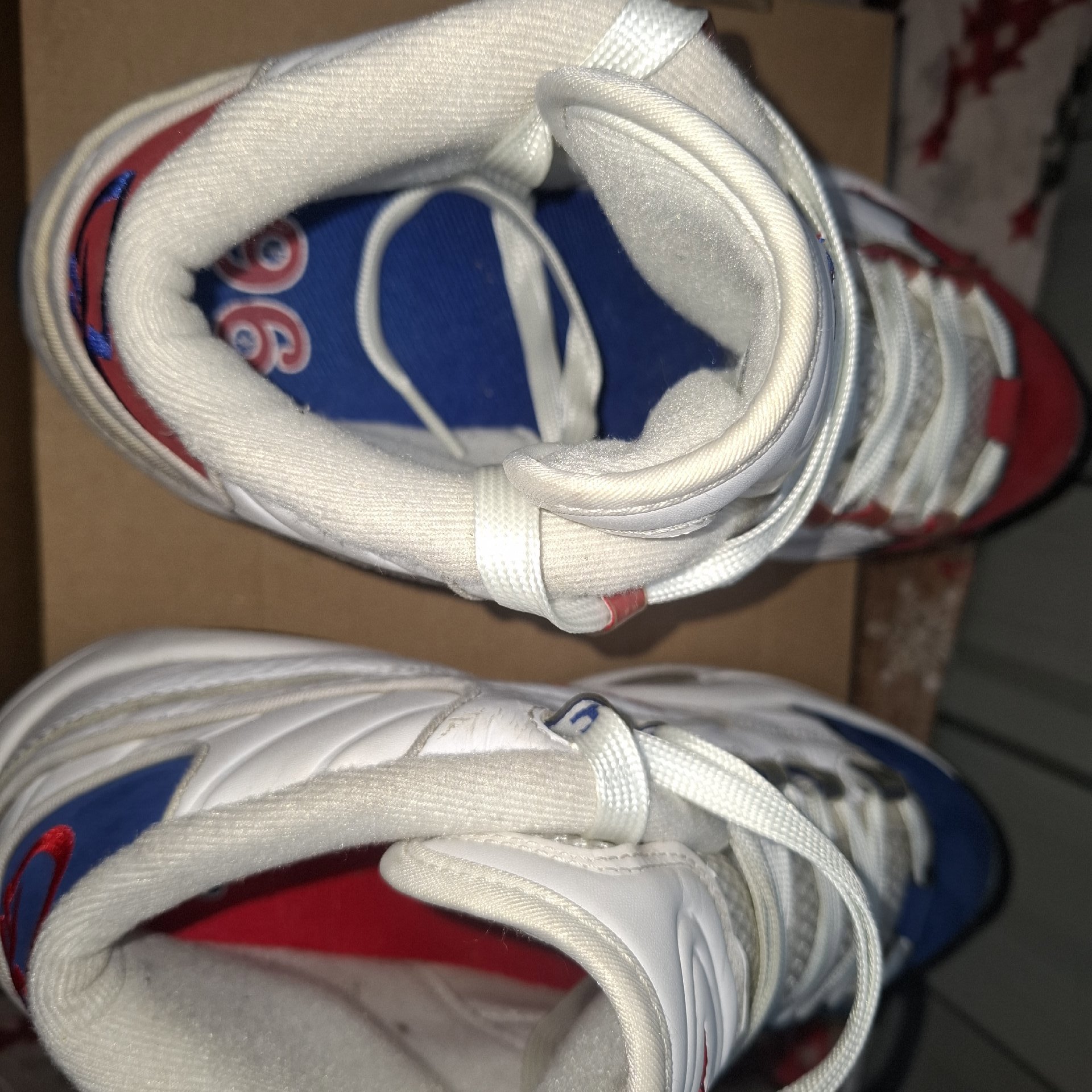 Reebok White Red Blue Trainers UK 5, Reebok, 5.5, Excellent condition — preloved on SilentSale®