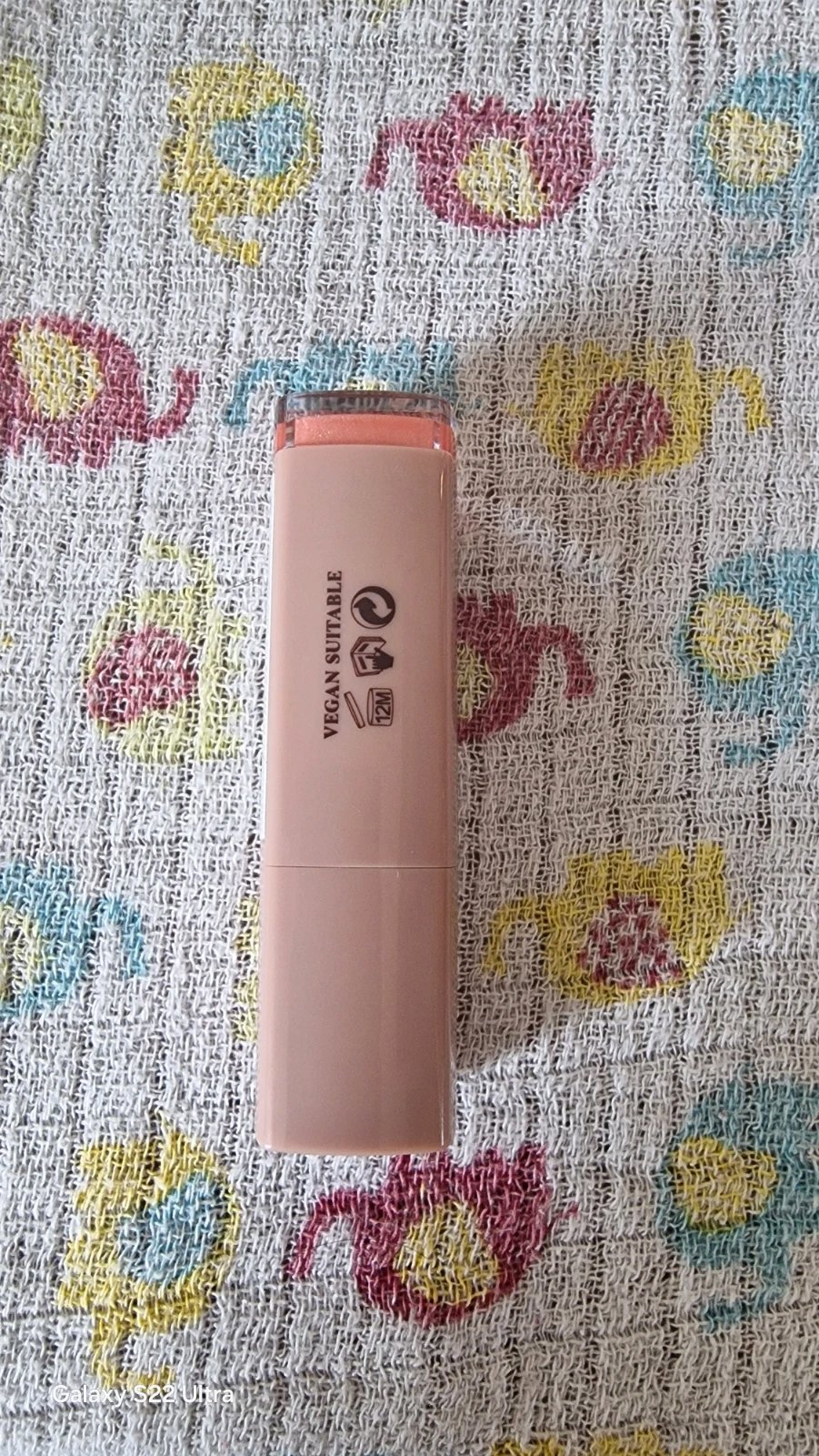 Lipstick, Makeup Gallery, One Size, New condition — preloved on SilentSale®