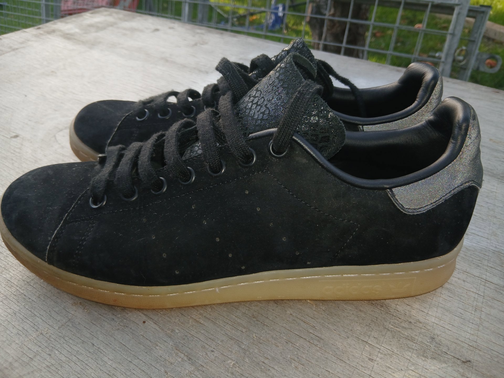 Adidas Black Suede Stan Smith Trainers, Adidas, 7.5, Good condition — preloved on SilentSale®