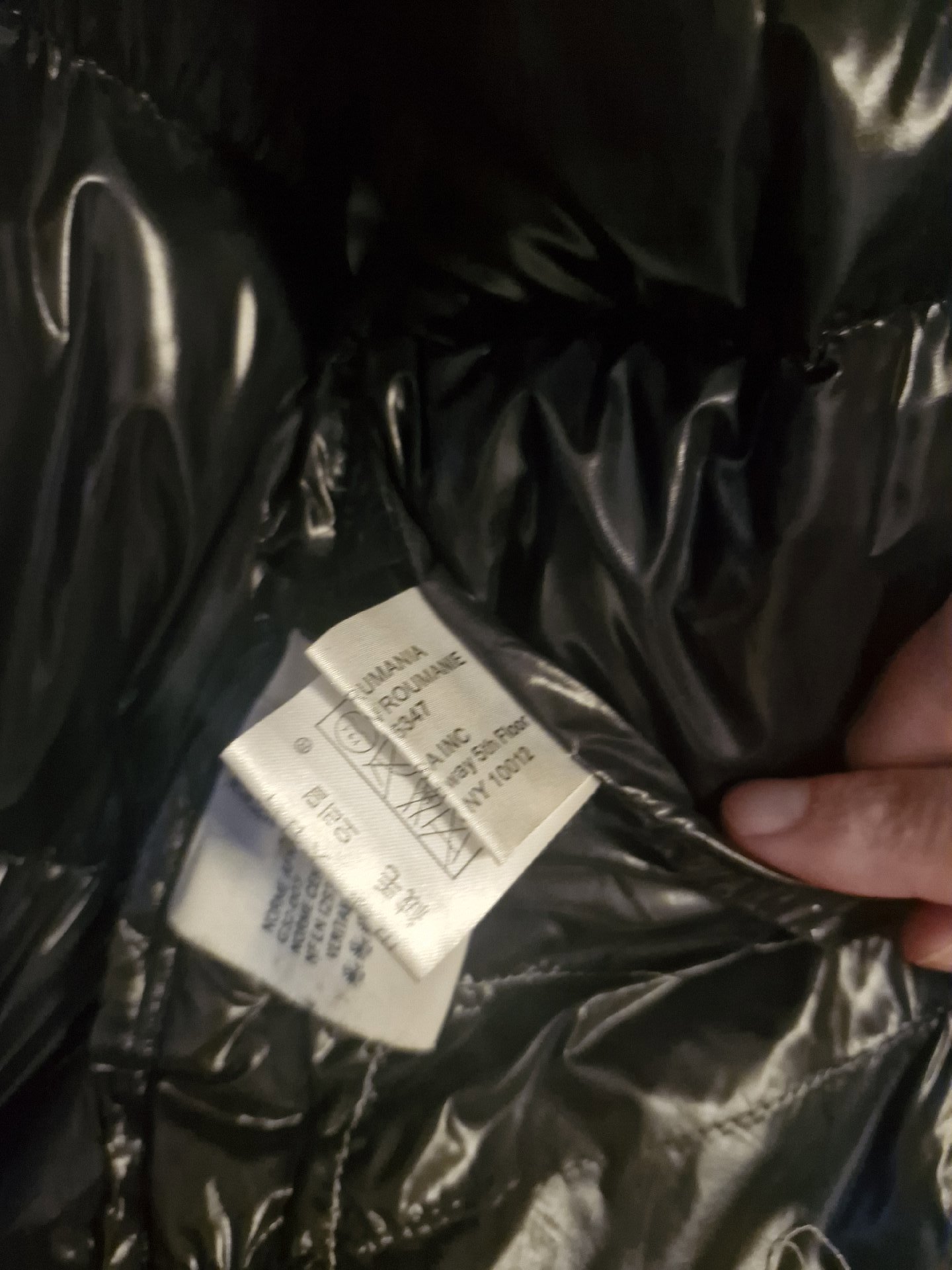 Moncler Black Puffer Jacket – Size 4, Moncler, 4, Excellent condition — preloved on SilentSale®