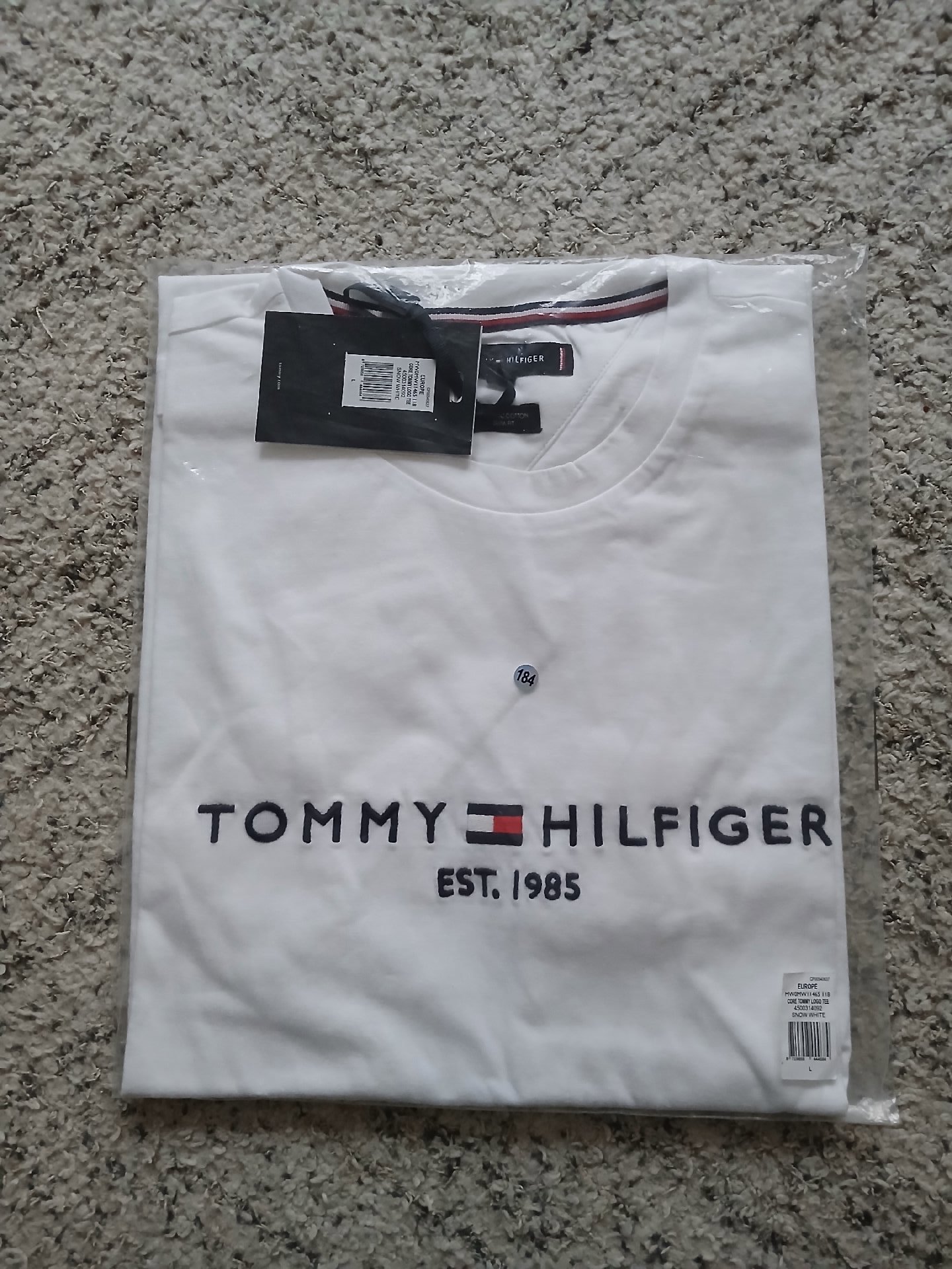 Tommy hilfiger mens t shirt size large white embroidered logo , Tommy Hilfiger, L, New condition — preloved on SilentSale®