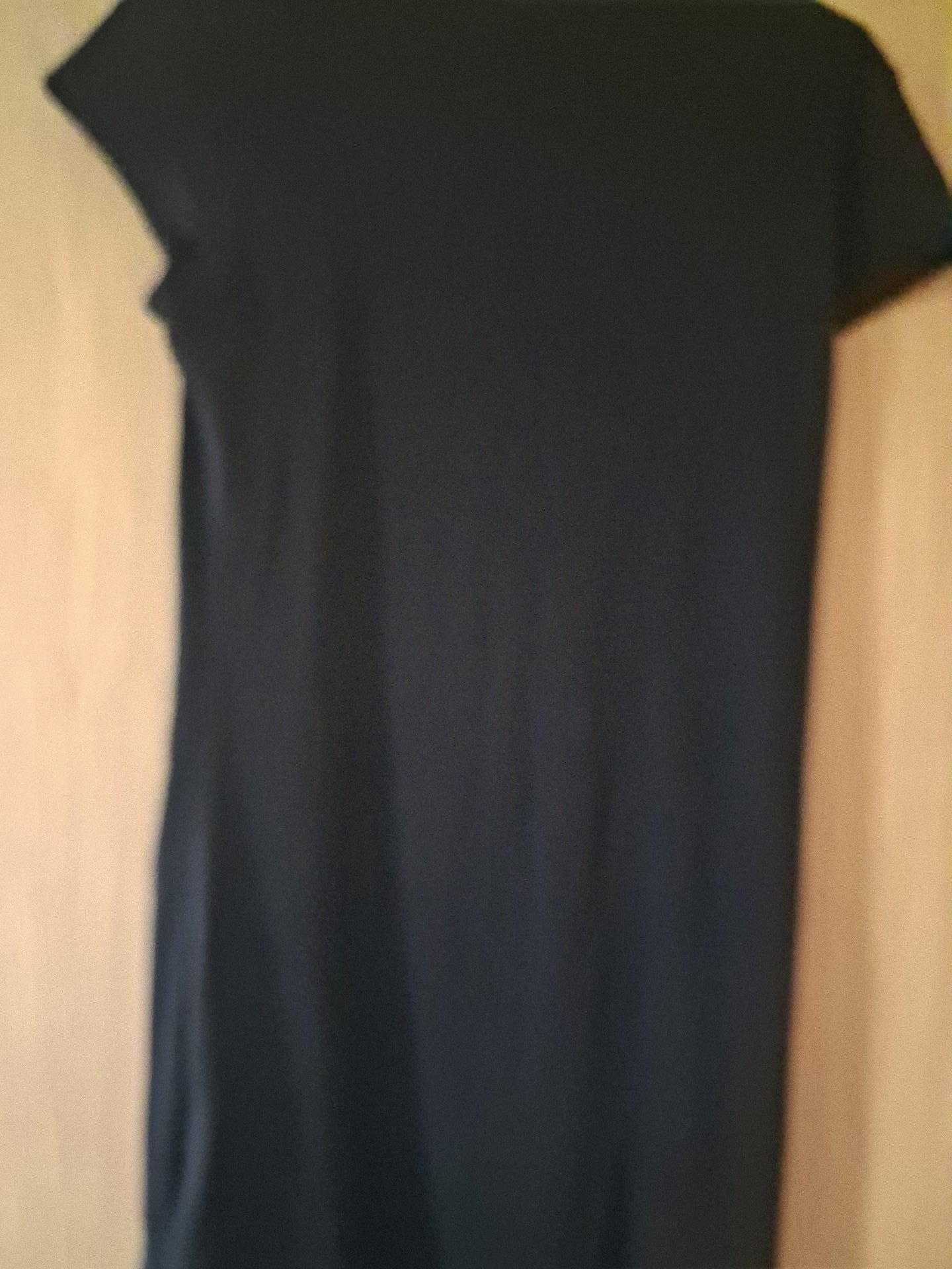 PrettyLittleThing Black Ribbed Midi Dress – UK 16, PrettyLittleThing, 16, New condition — preloved on SilentSale®
