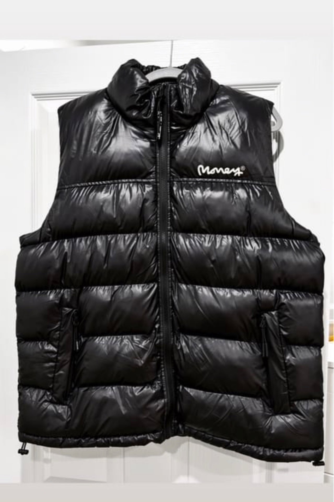 Money Black Puffer Gilet Vest – Size L, Money, L, New condition — preloved on SilentSale®