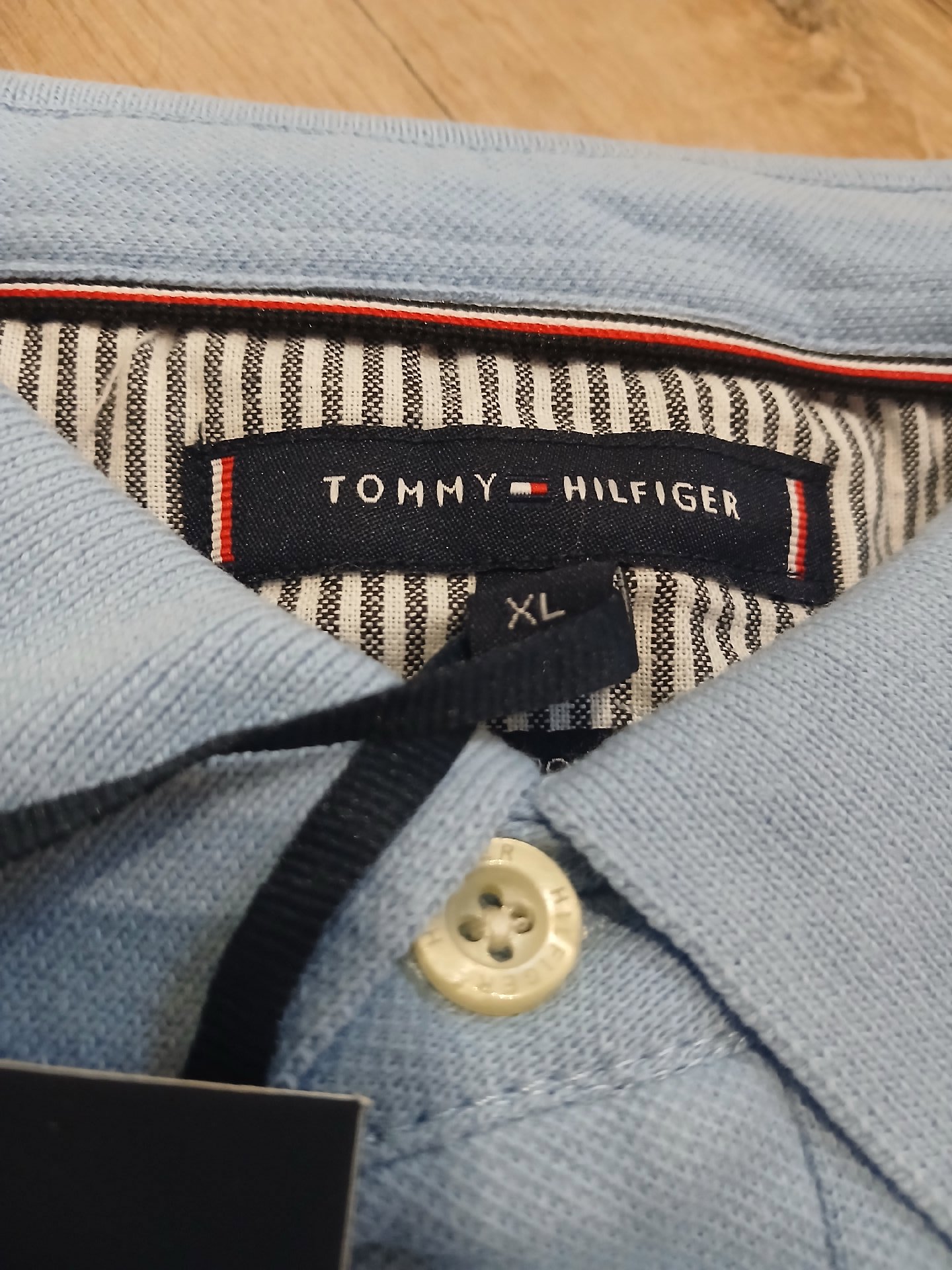 Tommy hilfiger Polo shirt , Sky blue , Size XL , Tommy Hilfiger, XL, New condition — preloved on SilentSale®