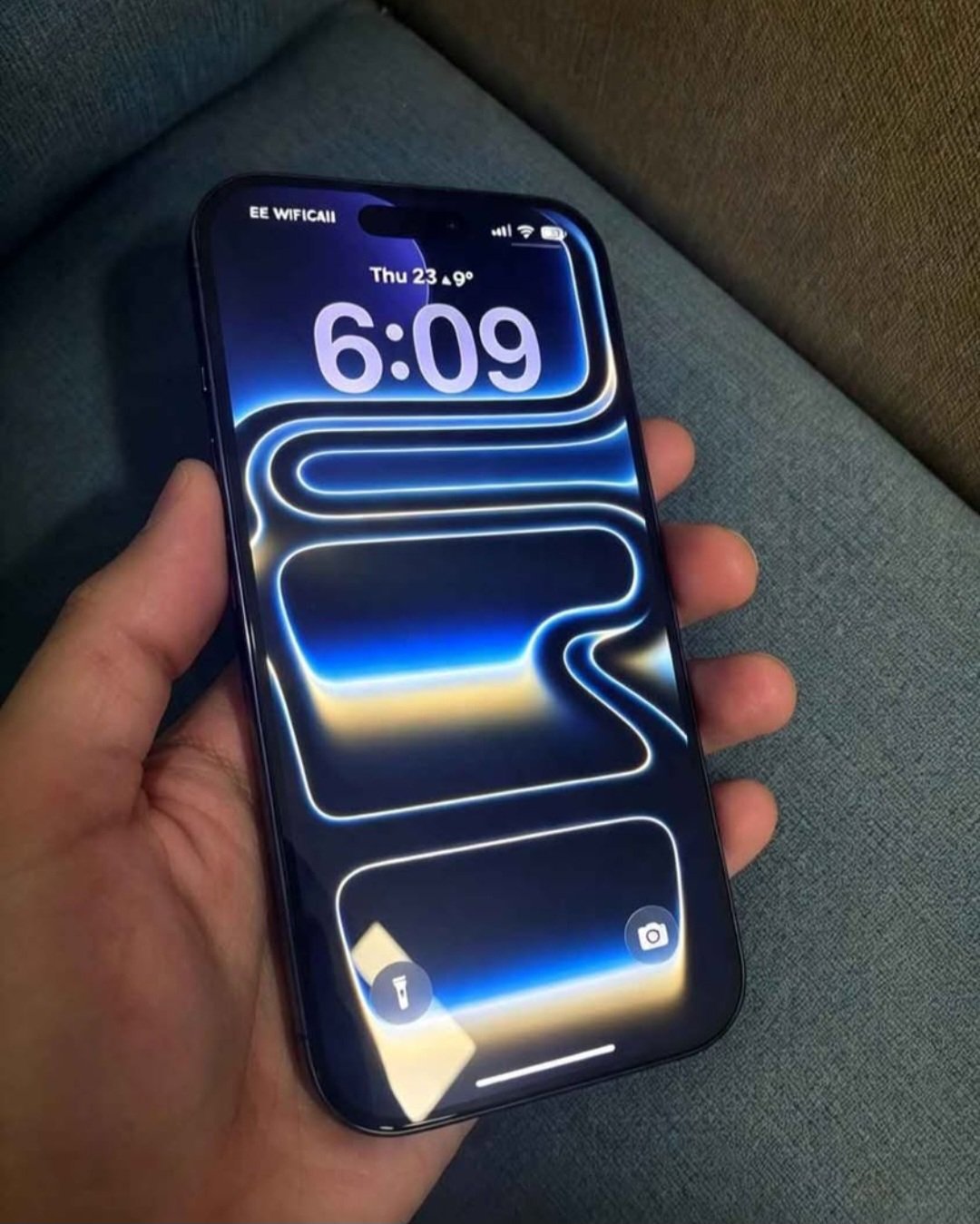 Apple I Phone 17 Pro Max 2TB Blue Smartphone , Apple, 2TB, Like New condition — preloved on SilentSale®