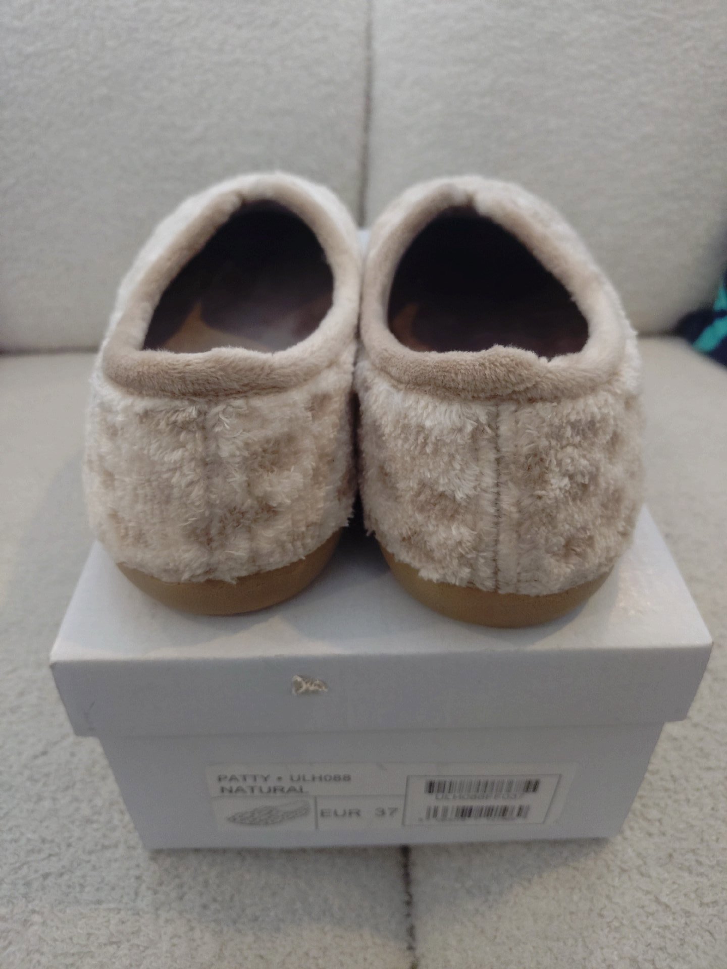 Lotus Patty Natural  Slippers – EUR 37 Uk4, Lotus, 4, New condition — preloved on SilentSale®