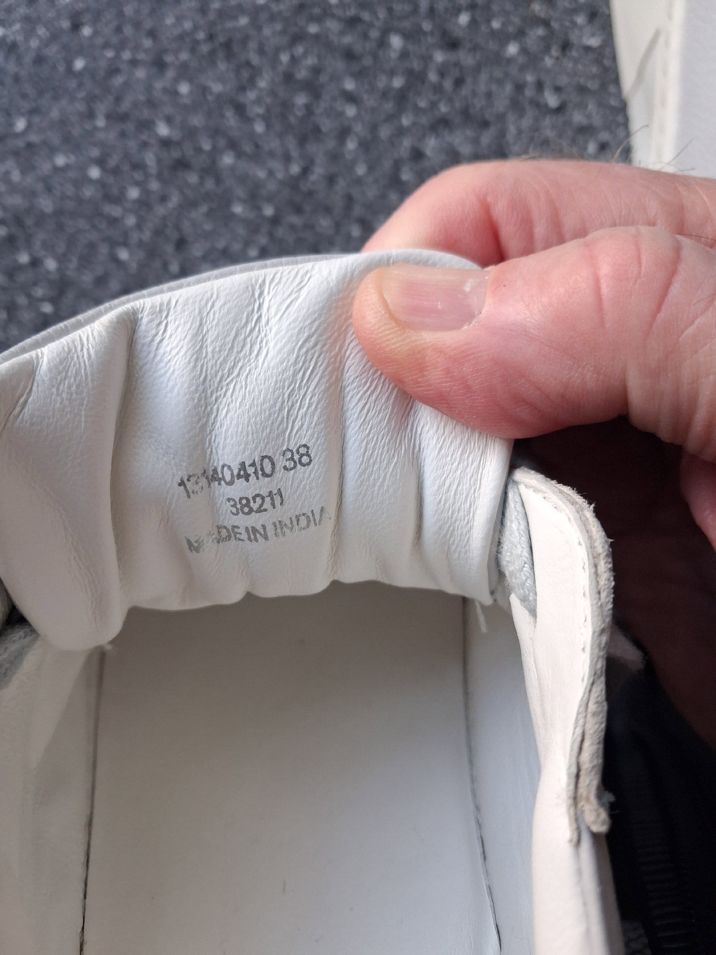 Kiin White Leather Platform Trainers – Size 5, Kiin, 5, Excellent condition — preloved on SilentSale®