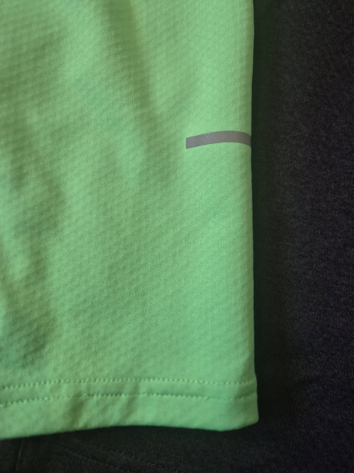 The North Face Grey and Green Half Zip Sports Top, The North Face, XL, Excellent condition — preloved on SilentSale®