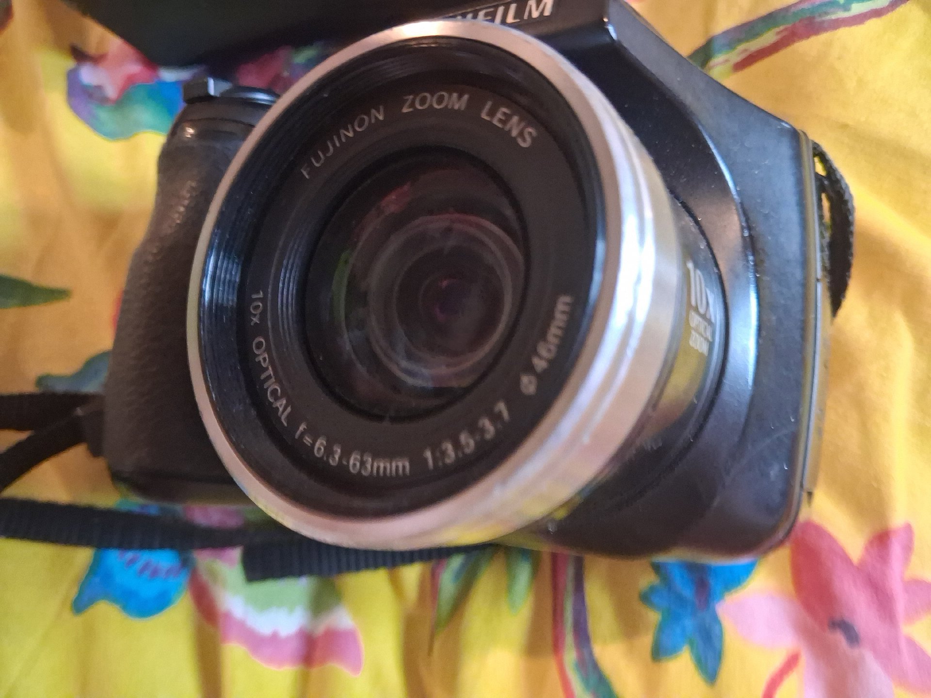 Fujifilm digital camera, Fujifilm, One Size, Good condition — preloved on SilentSale®