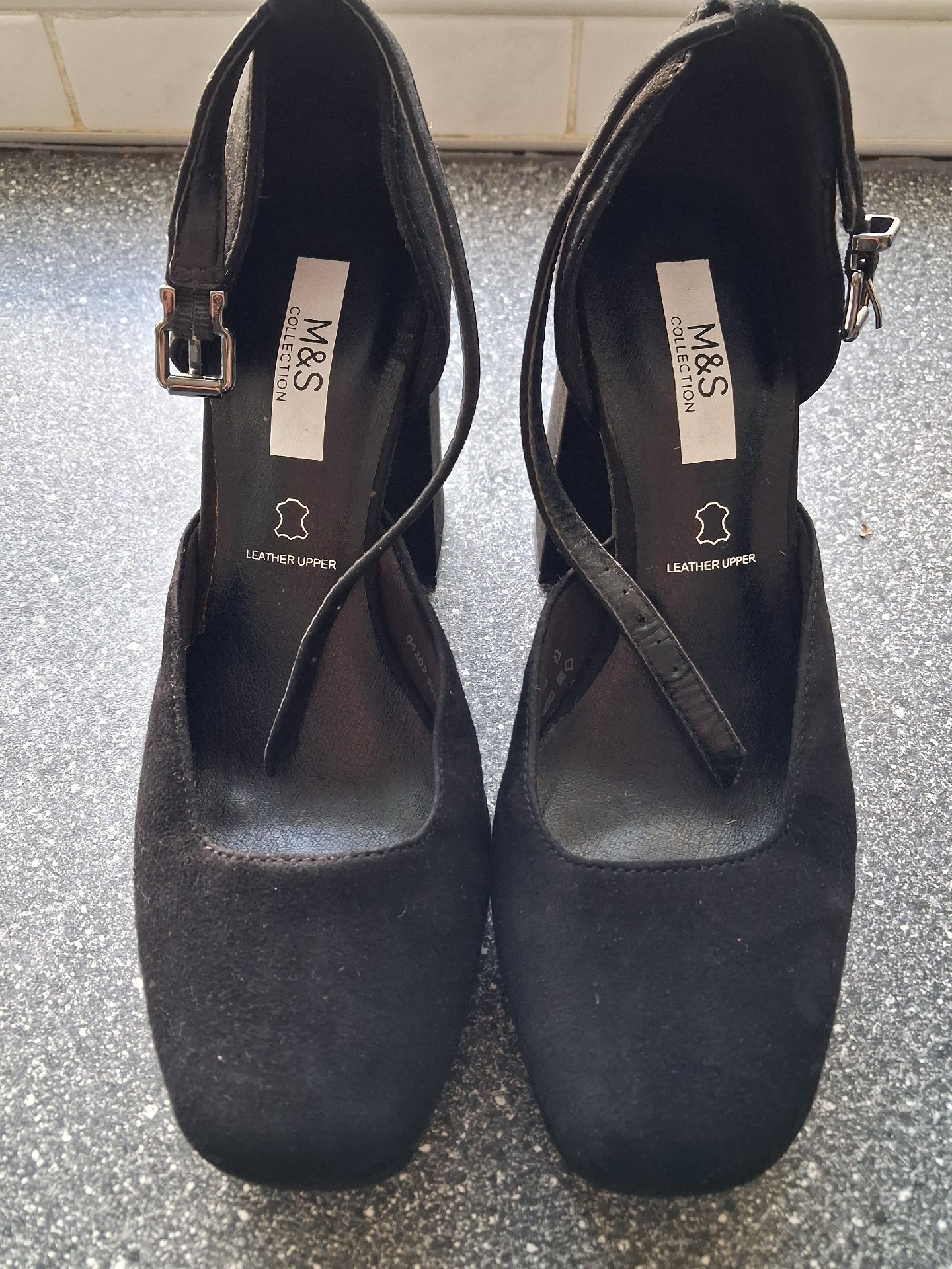 M&S Collection Black Leather Upper Block Heel Shoes – UK 5, M&S Collection, 5, Like New condition — preloved on SilentSale®