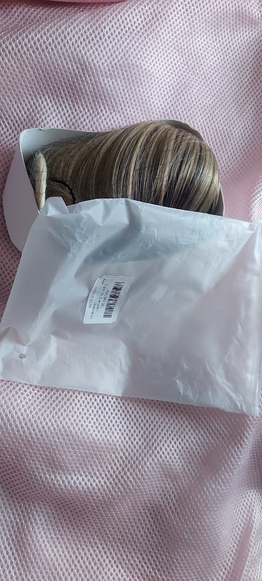 Clip In Fringe Hair Extension Blonde, Unbranded, One Size, New condition — preloved on SilentSale®