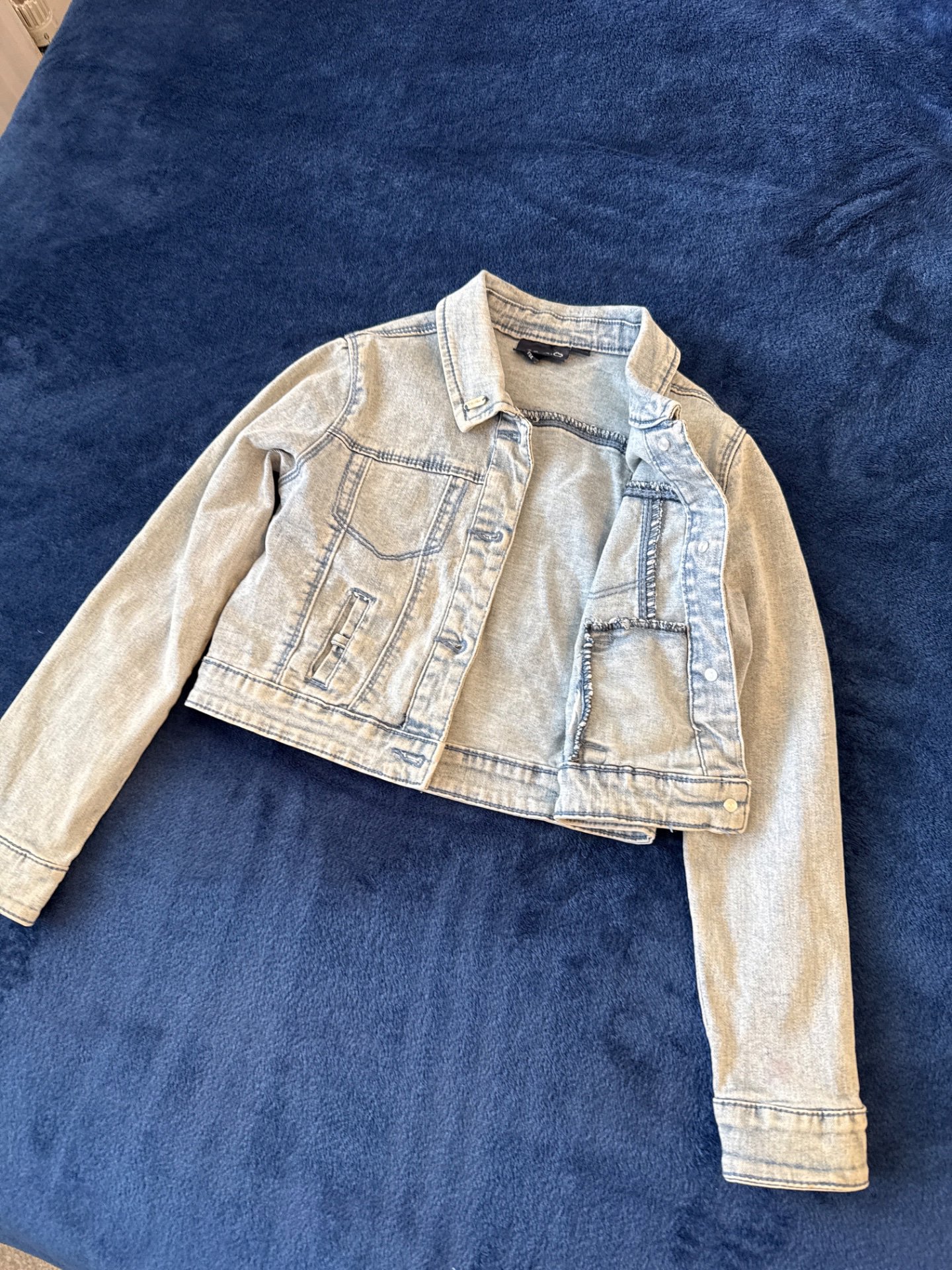 Light Blue Denim Jacket girls, Unbranded, 10 years, Good condition — preloved on SilentSale®