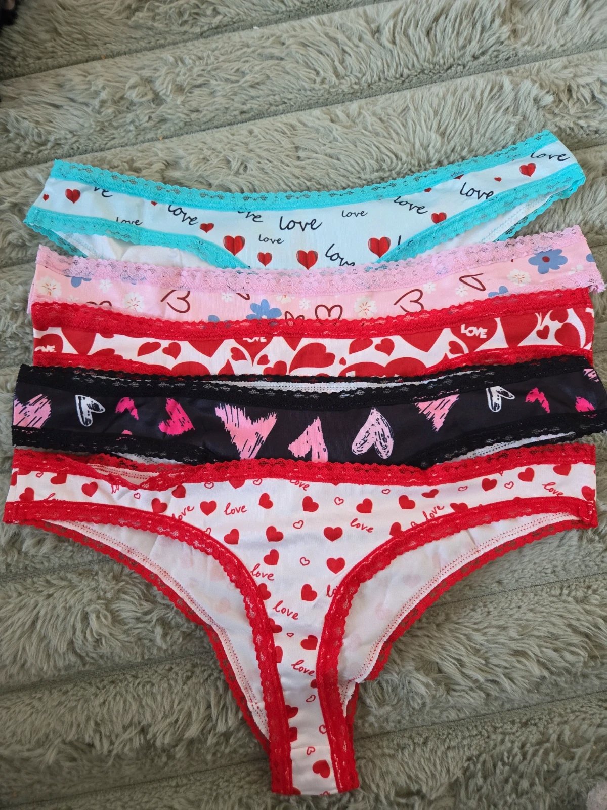 Morvia 5pcs Women Sexy Lace Thongs, Amazon Essentials, L, New condition — preloved on SilentSale®