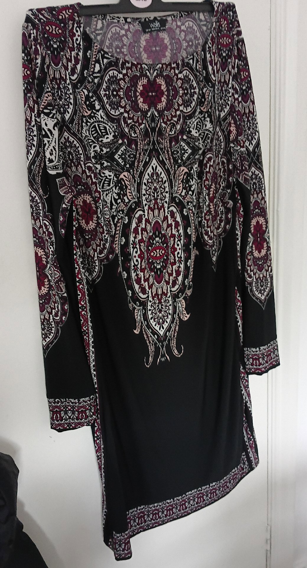 Wallis Black Paisley Print Long Sleeve Dress UK M EUR 40-42, Wallis, UK M EUR 40-42, Excellent condition — preloved on SilentSale®