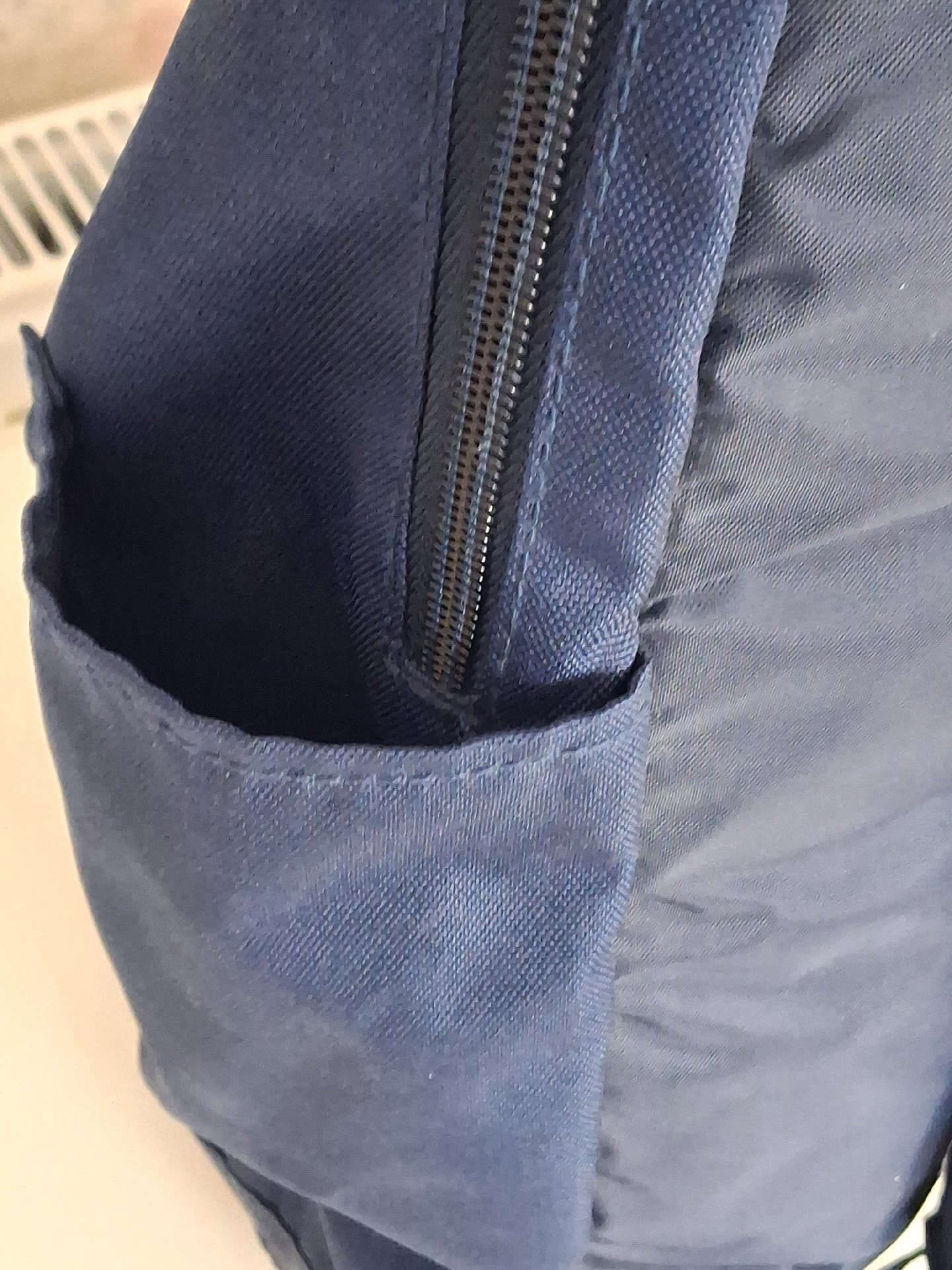 Under Armour Navy Blue Backpack, Under Armour, Large, Excellent condition — preloved on SilentSale®