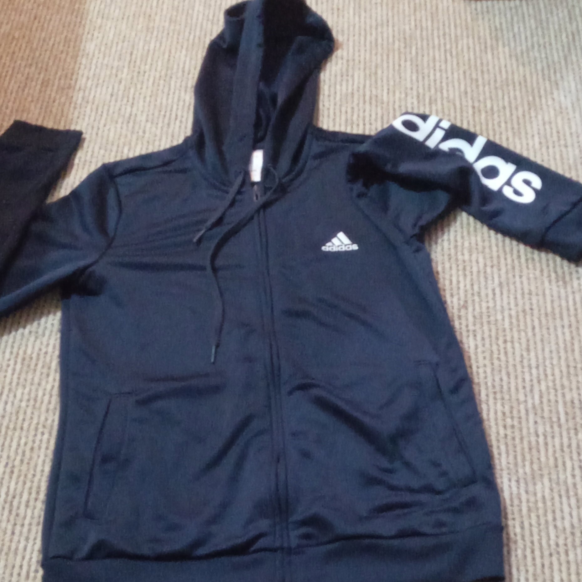 Adidas hoodie 12-14uk kids M, Adidas, 12 years, New condition — preloved on SilentSale®