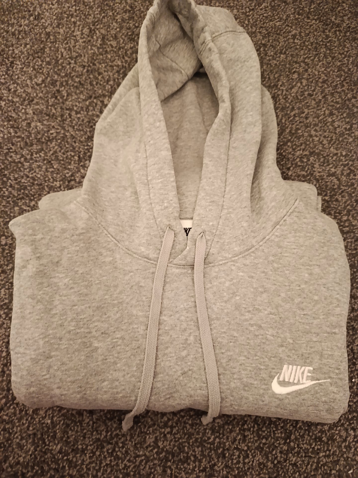 Nike Grey Fleece Hoodie — Size S, Nike, S, Good condition — preloved on SilentSale®