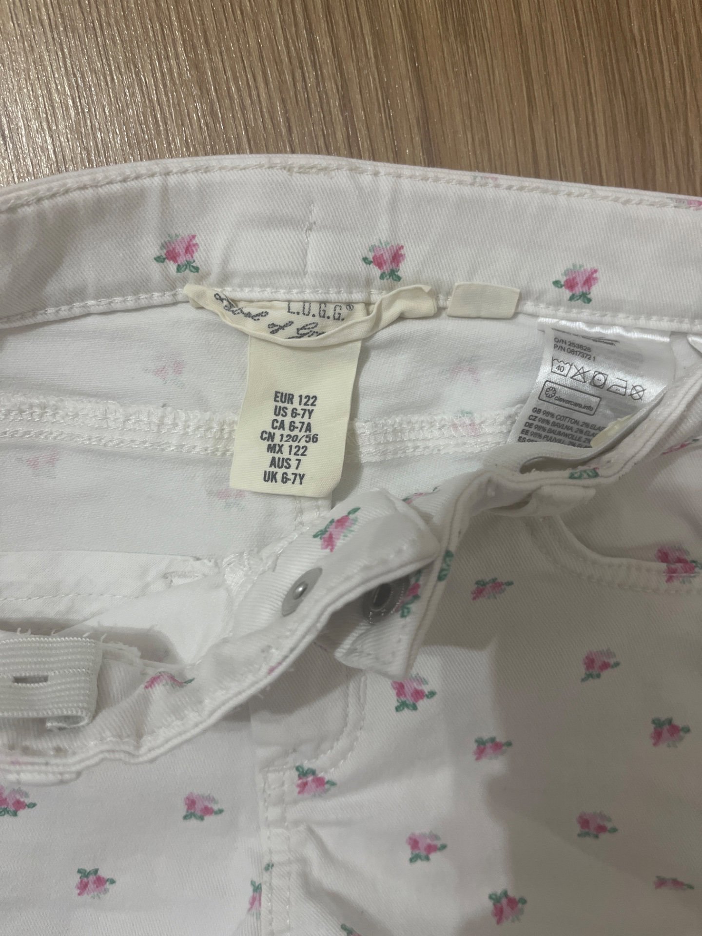 Girls Shorts with Lace Trim, H&M, 6-7 years, Excellent condition — preloved on SilentSale®