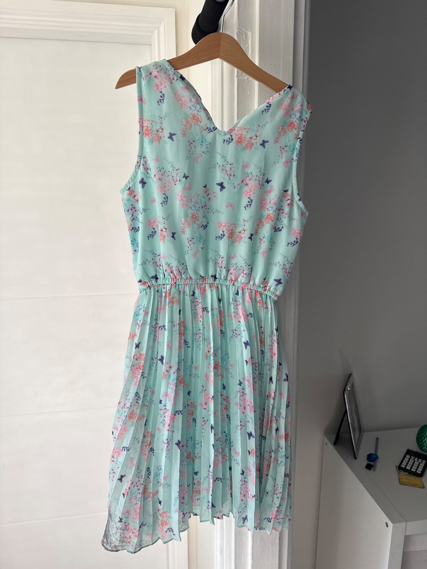Floral Sleeveless Dress –girls 11- 12, F&F, 12 years, Excellent condition — preloved on SilentSale®