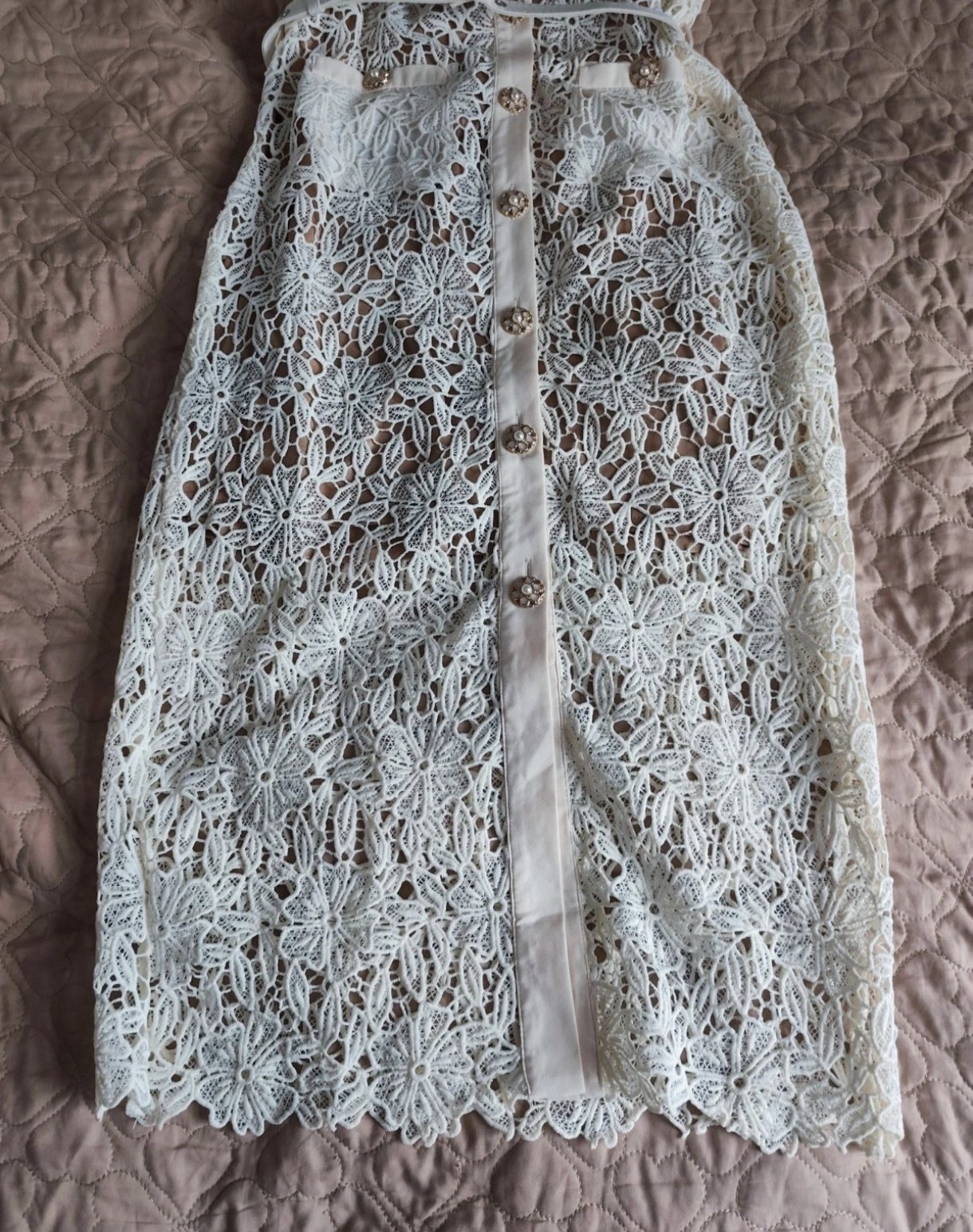White Lace Midi Dress with Belt and Pearl Buttons, ellystore, 14, Excellent condition — preloved on SilentSale®