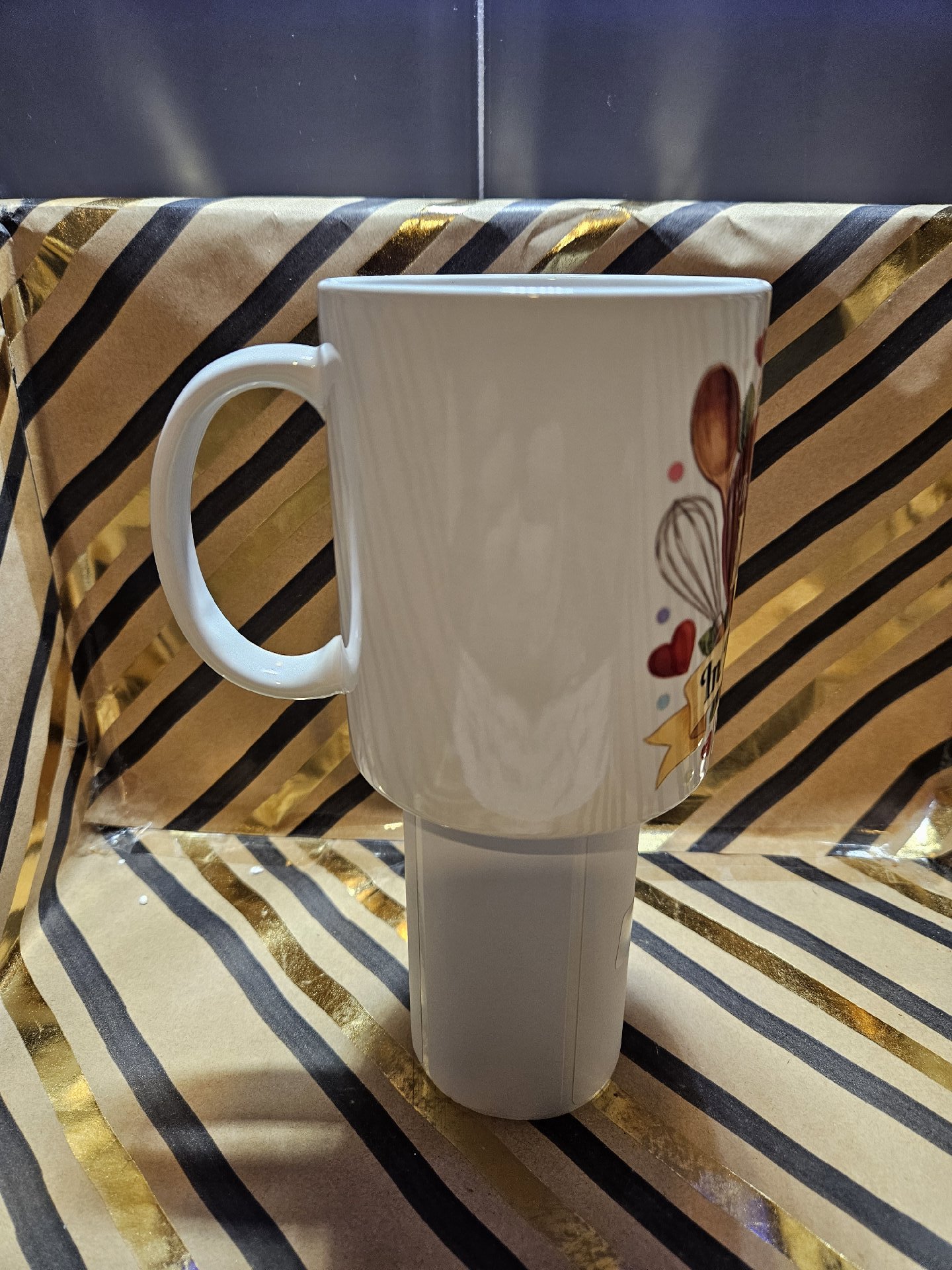 Ceramic Kitchen Mug with Love Design, Unbranded, One Size, New condition — preloved on SilentSale®
