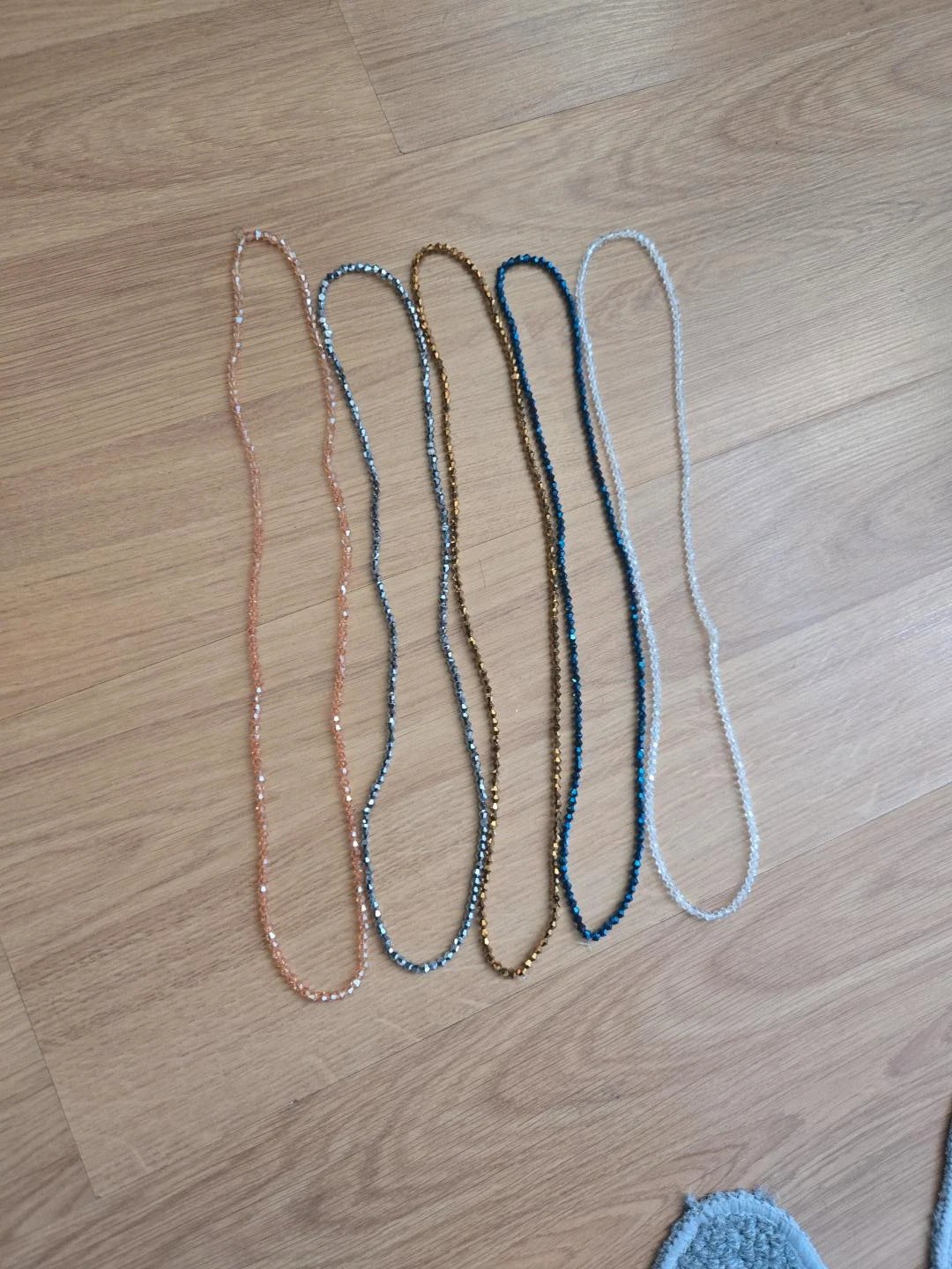Set of 5 Beaded Waist Chains, Accessories, One Size, New condition — preloved on SilentSale®