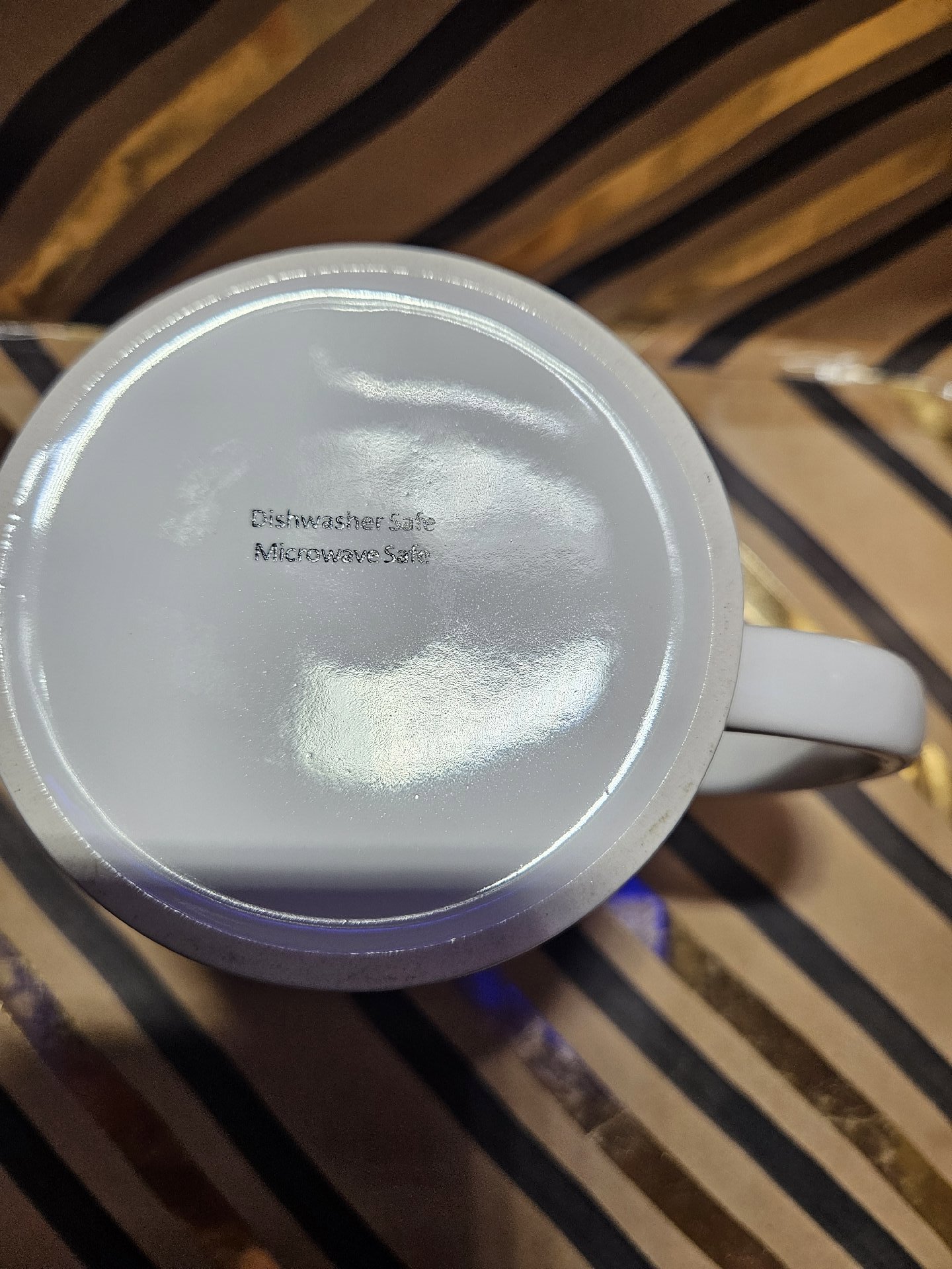 Ceramic Mug with Colourful Happy Quote Print, Unbranded, One Size, New condition — preloved on SilentSale®