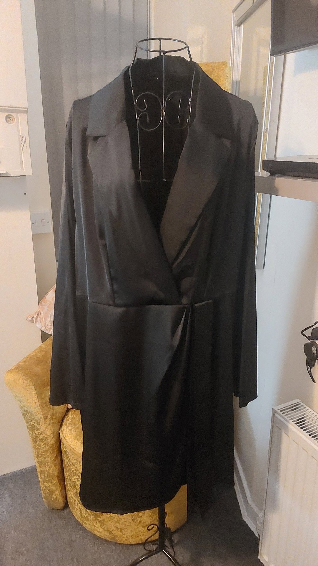 New ladies shein 2xl dress , Zara, XXL, New condition — preloved on SilentSale®