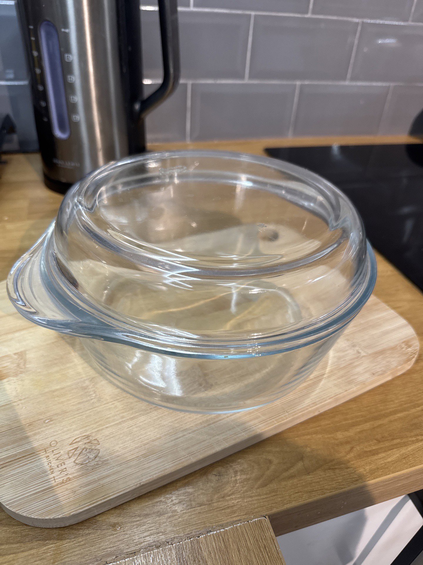 Glass Ovenproof Casserole Dish with Lid, Pasabahce, One Size, Excellent condition — preloved on SilentSale®