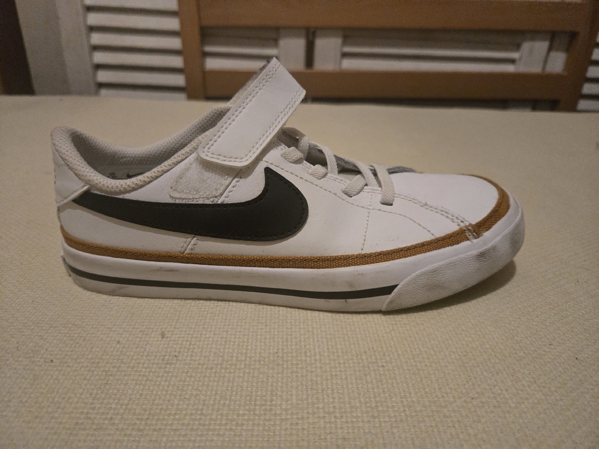 Nike shoes , Nike, 10 years, Good condition — preloved on SilentSale®