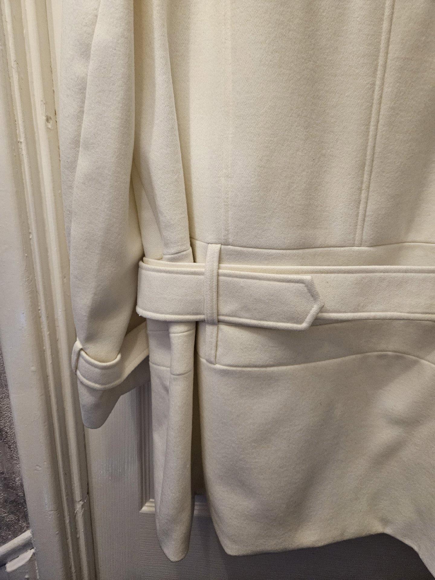Cream Wool Blend Belted Coat – Size 16, Unbranded, 16, New condition — preloved on SilentSale®