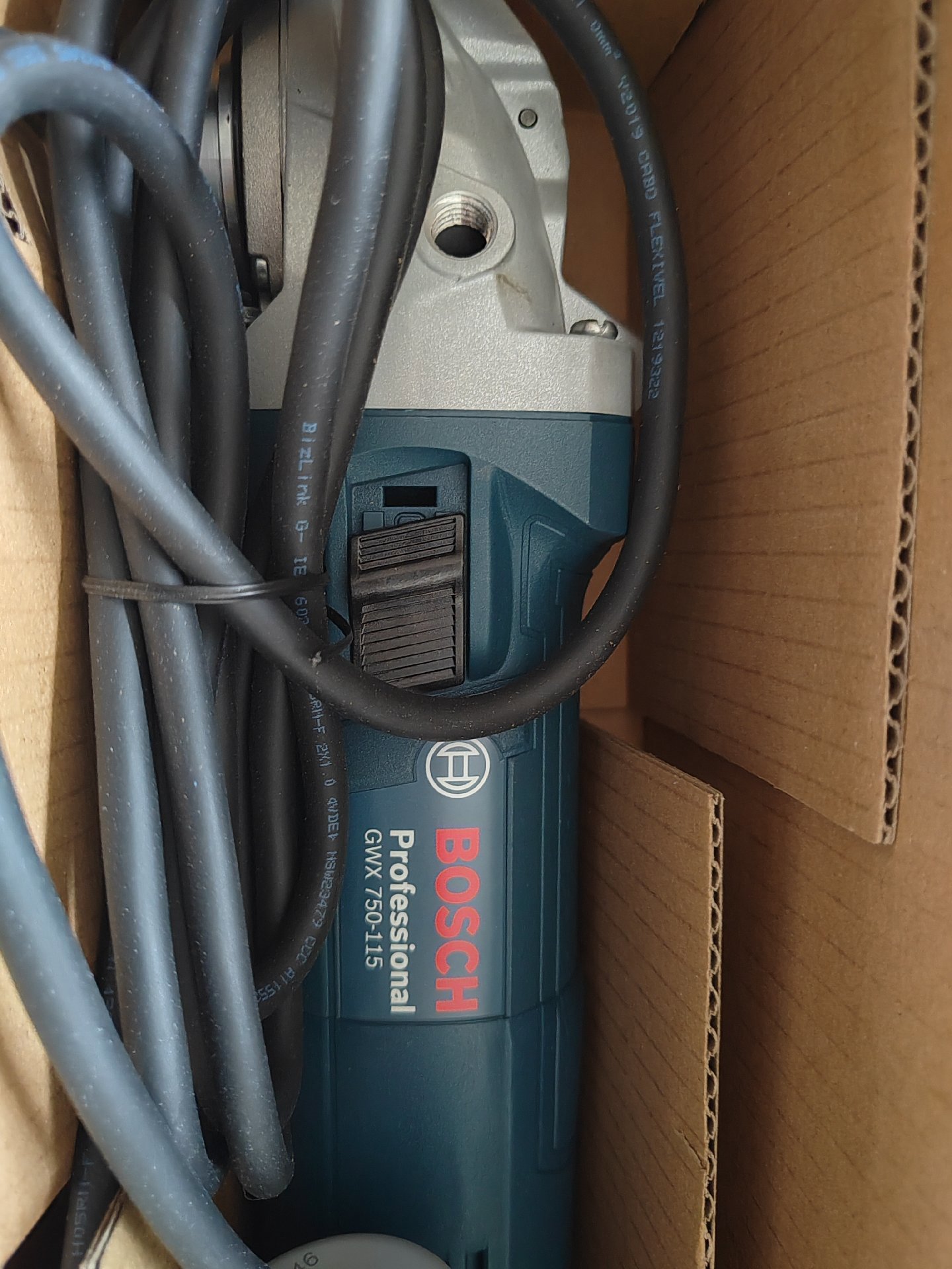 Bosch Angle grinder, Bosch, Small, New condition — preloved on SilentSale®